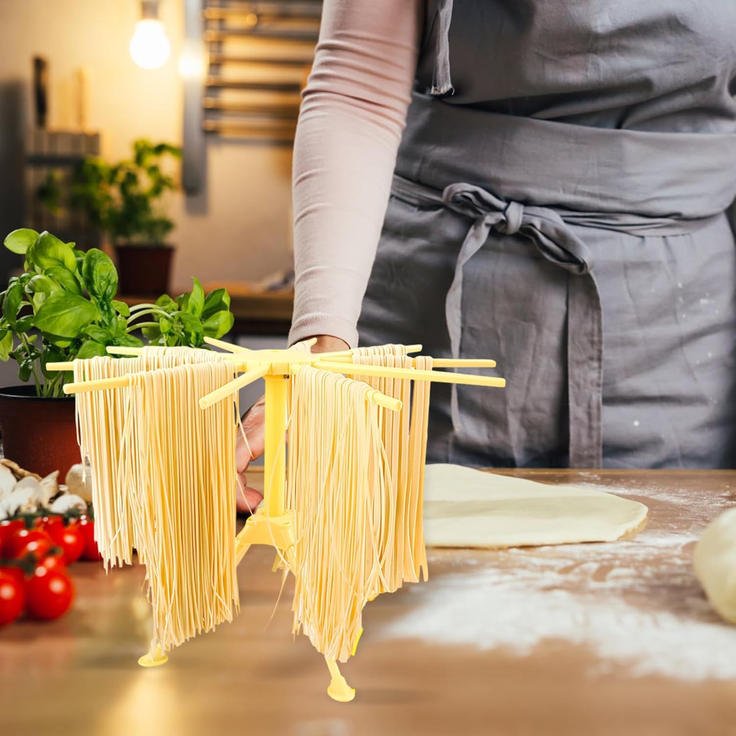 Suszarka do makaronu, suszarka do makaronu, stojak na makaron z 10 wysuwanymi szczeblami, zintegrowany pręt transportowy, składana suszarka do spaghetti, suszarka do makaronu