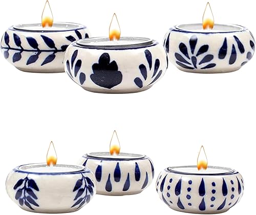 ALPHA Living HOME - Juego de 6 portavelas de cerámica - Portavelas azules y blancos pintados a mano con velas de cera - Votivo decorativo para el