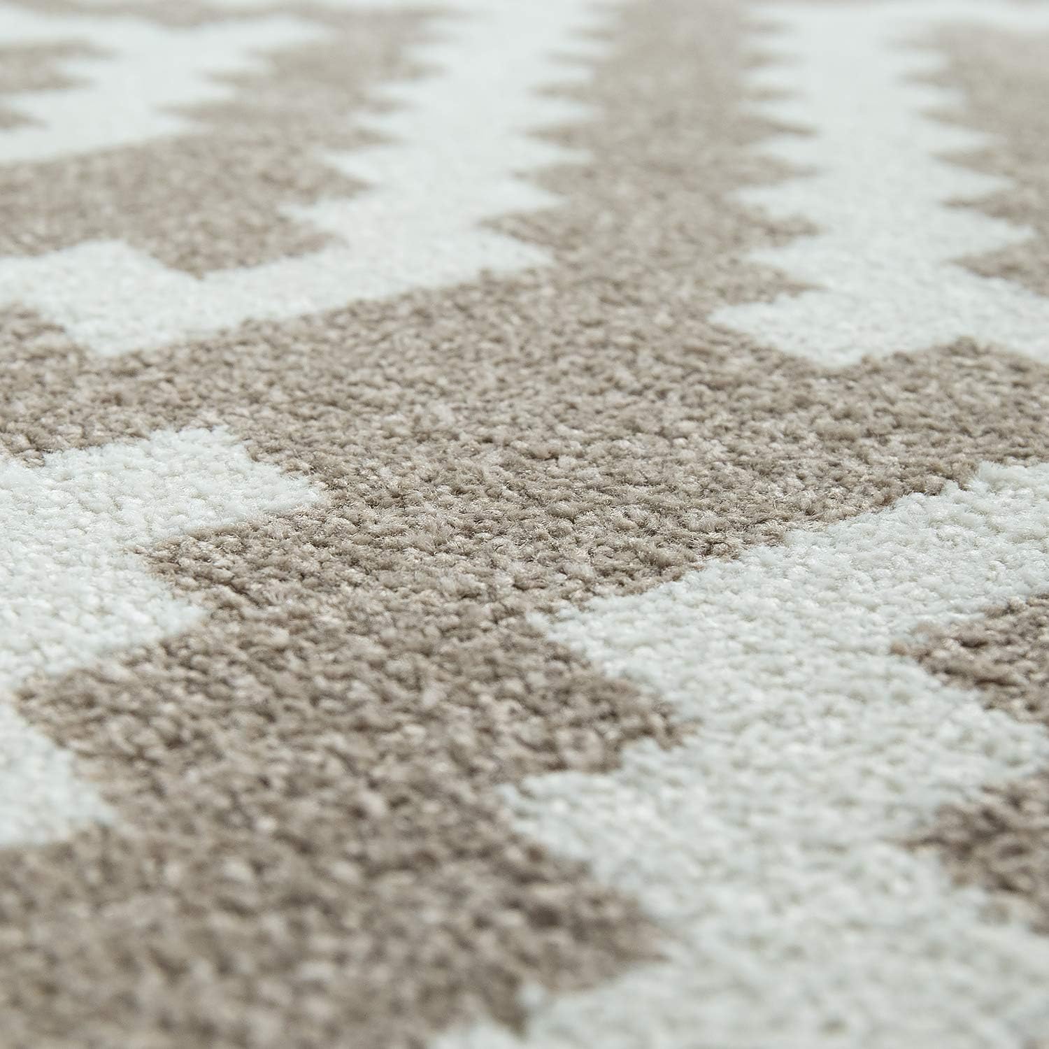 Paco Home Area Rug Moroccan Diamond Pattern in Pastel Beige White, Size: 2' x 3'3"