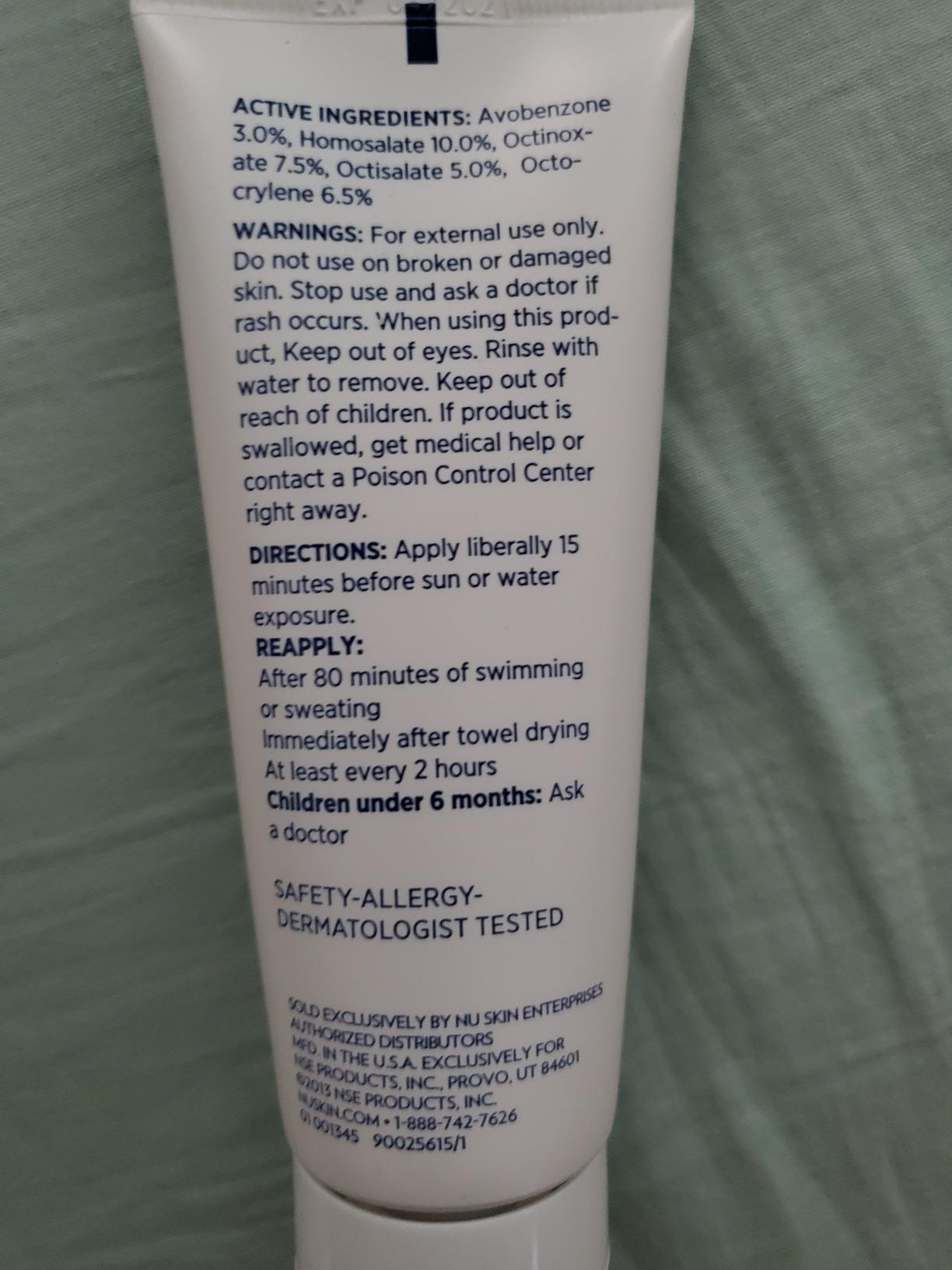 Nu Skin Sunright® Face & Body Sunscreen SPF 50 | Broad-Spectrum UVA/UVB Protection | Non-Greasy & Water-Resistant Formula | Antioxidant-Infused | 3.4 fl. oz