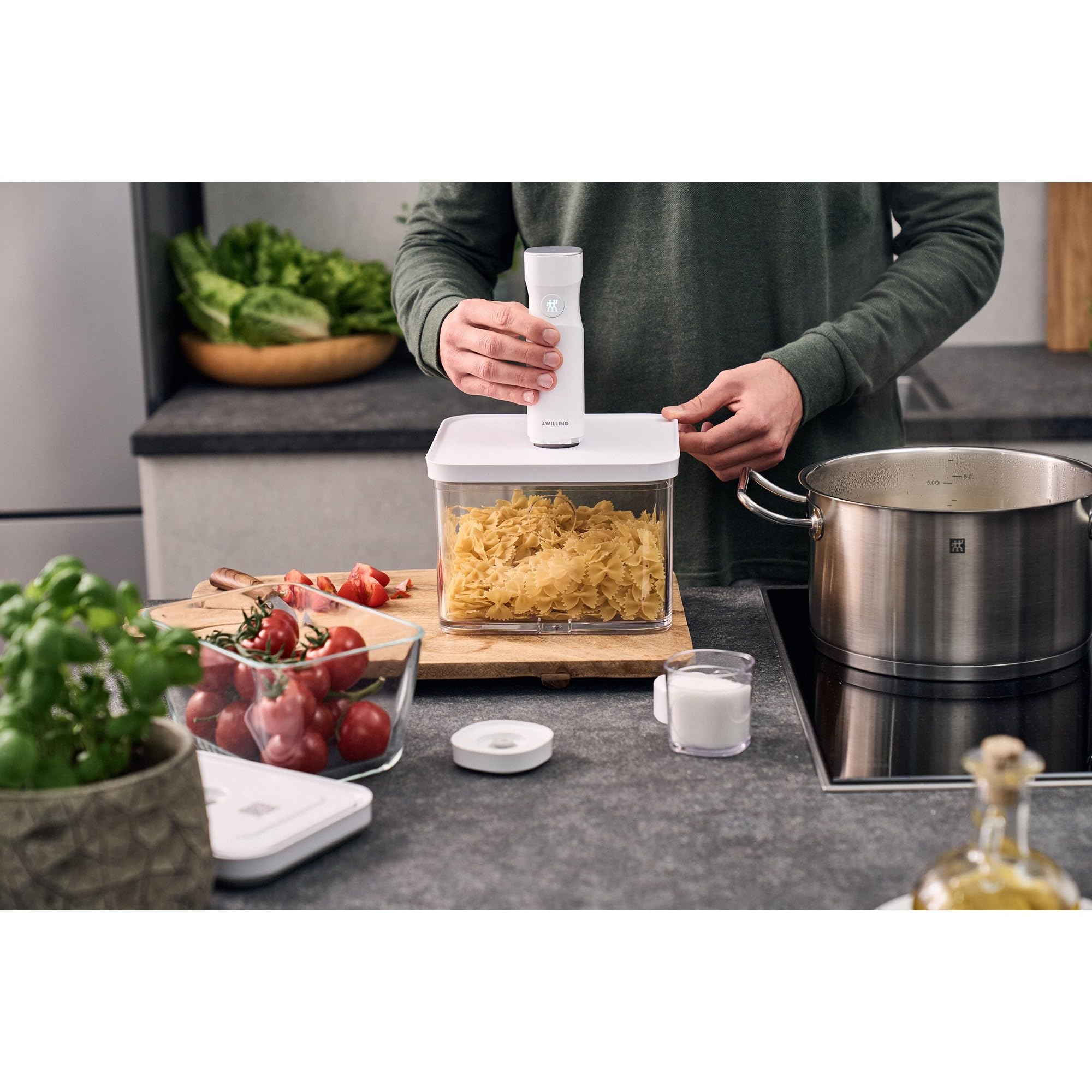 ZWILLING Fresh & Save - Caja de cubo de plástico, contenedor hermético de almacenamiento de alimentos secos, cubo grande alto, contenedor de 2 L, 4.2 cuartos de galón