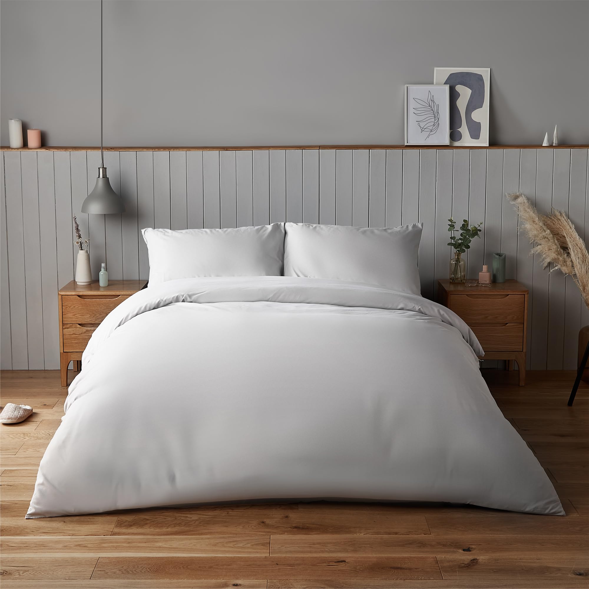 Silentnight Supersoft 4 Piece Bed Set, White, King — image 1