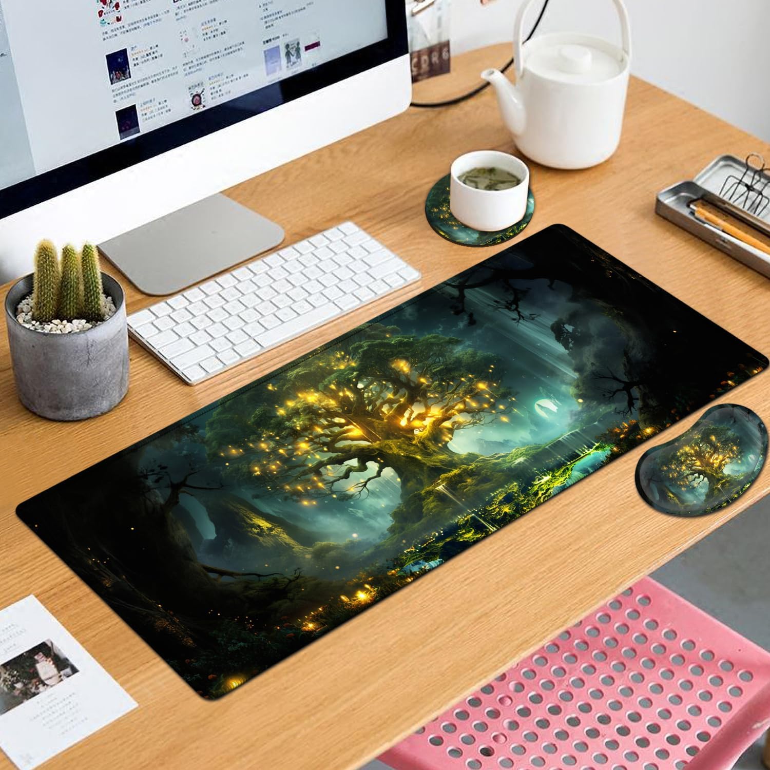 Large Mouse Pad with Mouse Wrist Rest, 31.5x11.8 in Extended Mouse Mat with Non-Slip PU Base, Ergonomic Memory Foam Wrist Rest, for Work & Gaming Writing Pad, Tree of Life Pattern Office Desk Pad