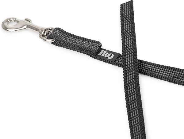 Julius-K9 Color & Gray Super-Grip Leash without Handle, 14 mm x 2 m, Black-Gray in use