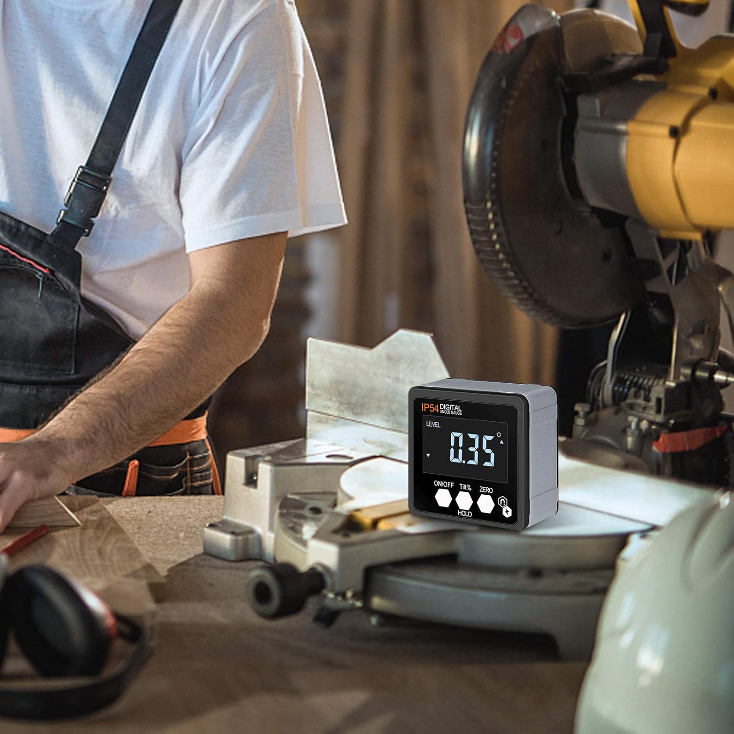 4 * 90&deg; 精密デジタル分度器 傾斜計 レベルボックス デジタル角度ベベルボックス マグネットベース付き