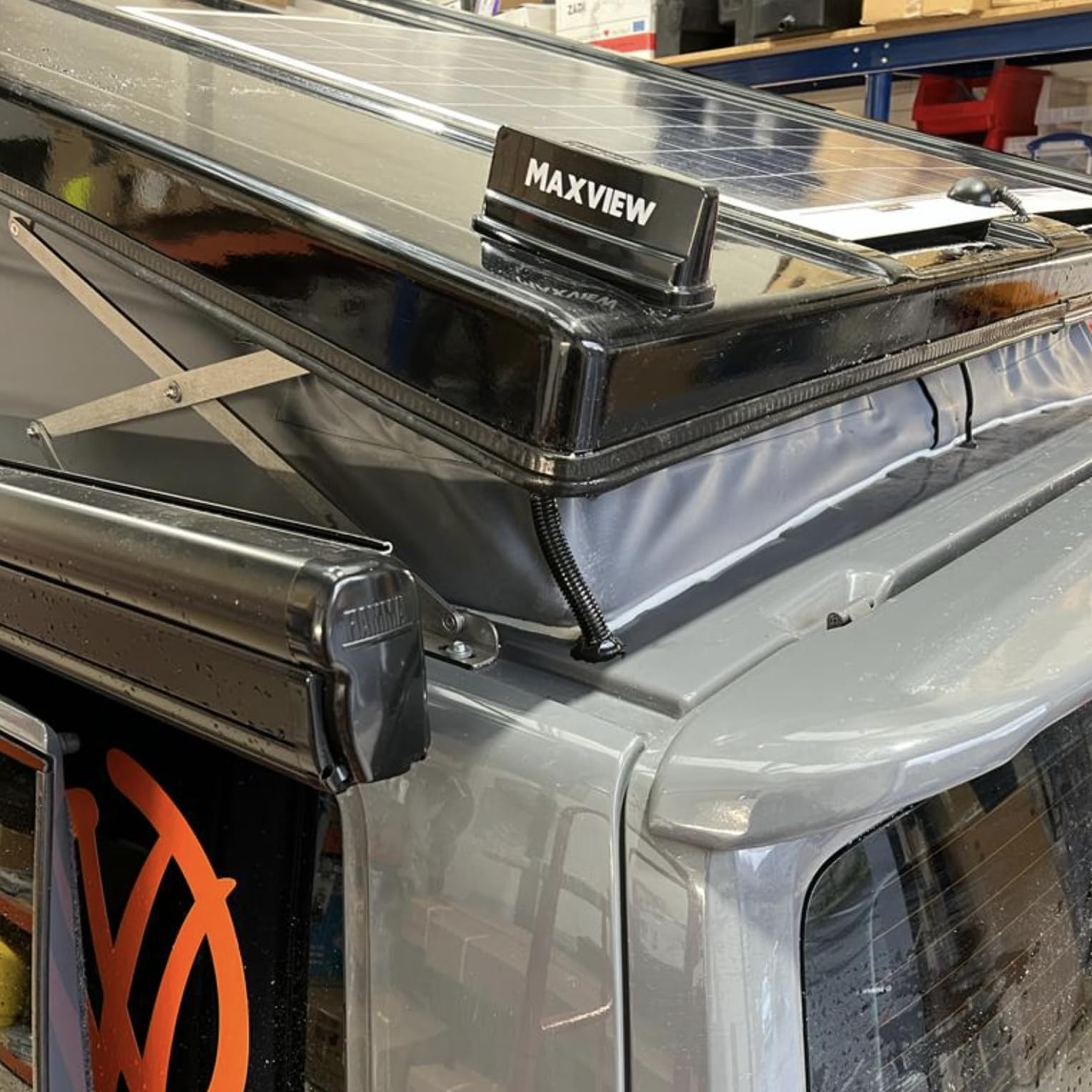 Maxview MXL057/B Roam X Campervan WiFi System | Antenna 5G pronta - Nero