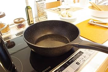 (未使用･未開封品)タフコ(Tafuco) 炒め鍋 深型 フライパン 24cm ガス火専用 超軽量 ダイヤモンドマーブルキャスト ブラック F-7151 Amazon.co.jp : タフコ(Tafuco) フライパン 26cm ガス火専用 超