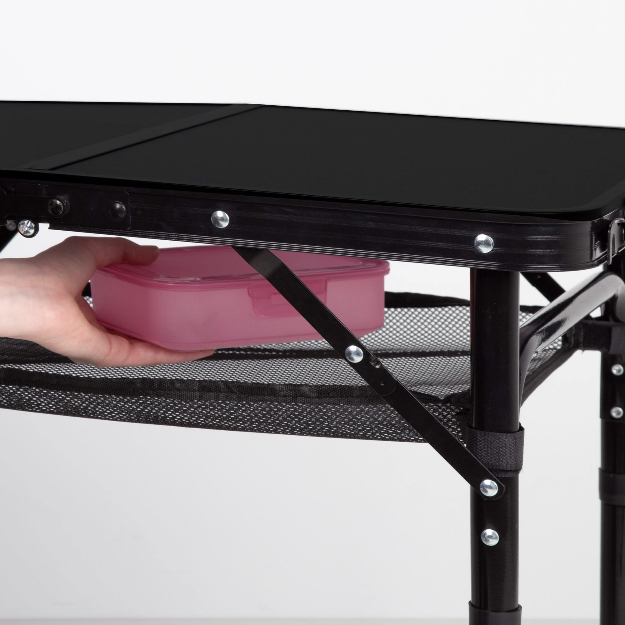 AKTIVE Mesa plegable pequeña, Negro, 60x45x27/56 cm, Altura ajustable, Topes antideslizantes, Soporta 30 kg, Asas transporte, Incluye red auxiliar desmontable, Mesas de camping, Playa, Jardín (63086)