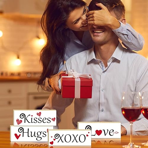 Miniatura 5 de 4 piezas de decoración para el día de San Valentín, letrero de madera de Hugs Kisses para regalo de San Valentín, centro de mesa de mesa, estante de