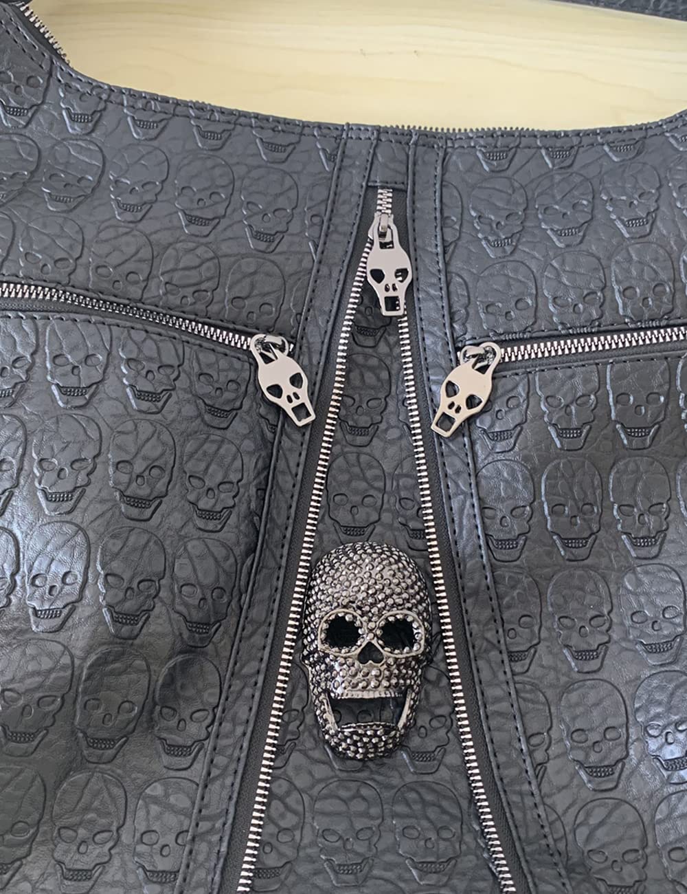 Downupdown - Bolso bandolera para mujer, diseño de calavera con remache Crossbody Satchel