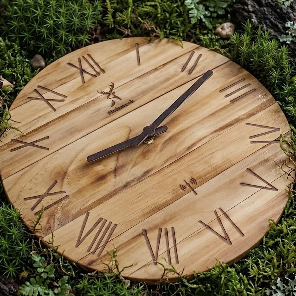 Holzwerk 35cm Vintage Natur Geflammte Holz Funkwanduhr Funk Wanduhr Holzuhr Funkuhr lautloses Uhrwerk Braun nahezu lautlos Retro Rustikal Massivholz Uhr Römische Ziffern