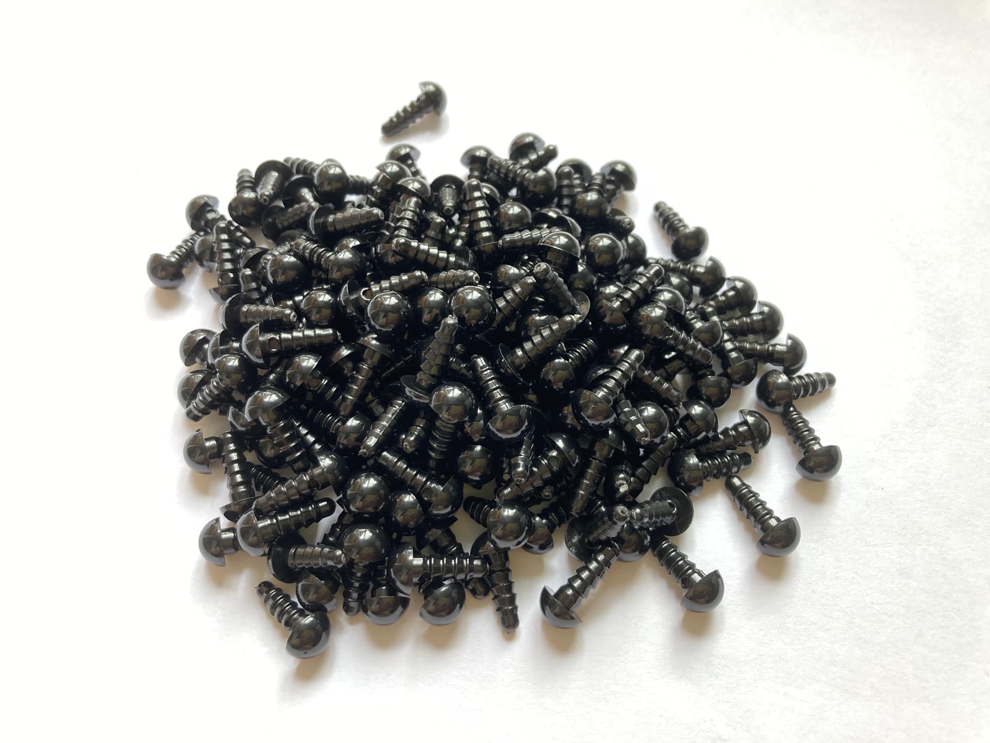 400pcs 7mm Black Plastic Safety Eyes with Washers for Crochet Craft Safety Eyes for DIY Christmas Decorations Crochet Stuffed Animals Crafting