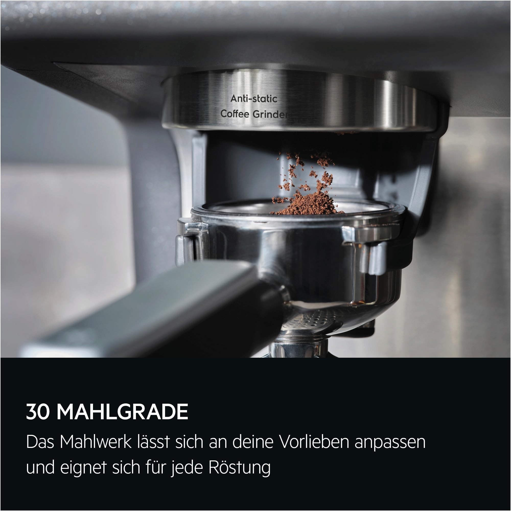 AEG Espresso Siebträgermaschine EC8-1-8BP, Dual Thermoblock, 30 Mahlgrade, 20 Bar, PID, 58mm Brühkopf, Black Pearl