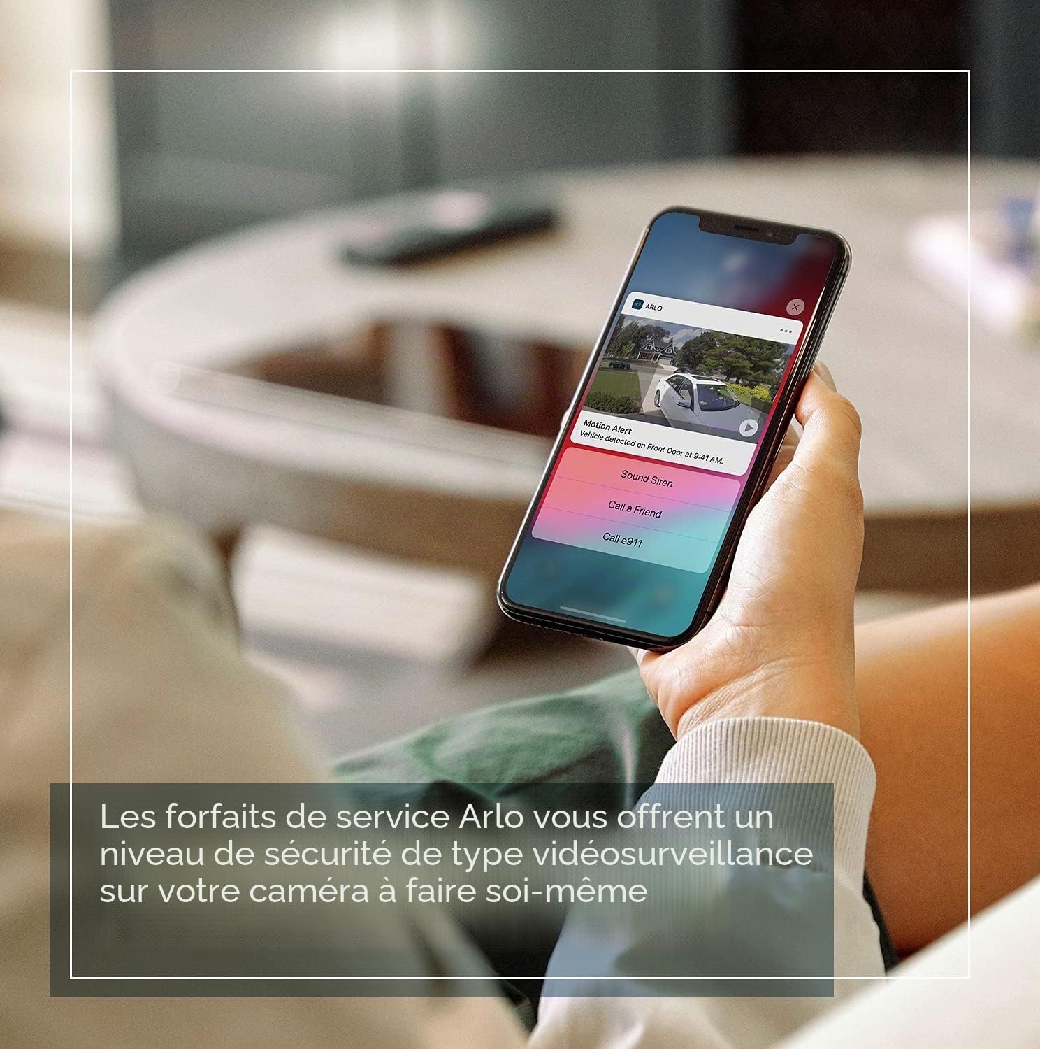 Arlo Ultra 2 Camera Surveillance WiFi Exterieure sans Fil + Panneau Solair Blanc, 4K UHD, 180° Vision Nocturne, Sirène, Projecteur, SmartHub Incluse, Essai Arlo Secure Inclus, 3 Caméras Noir