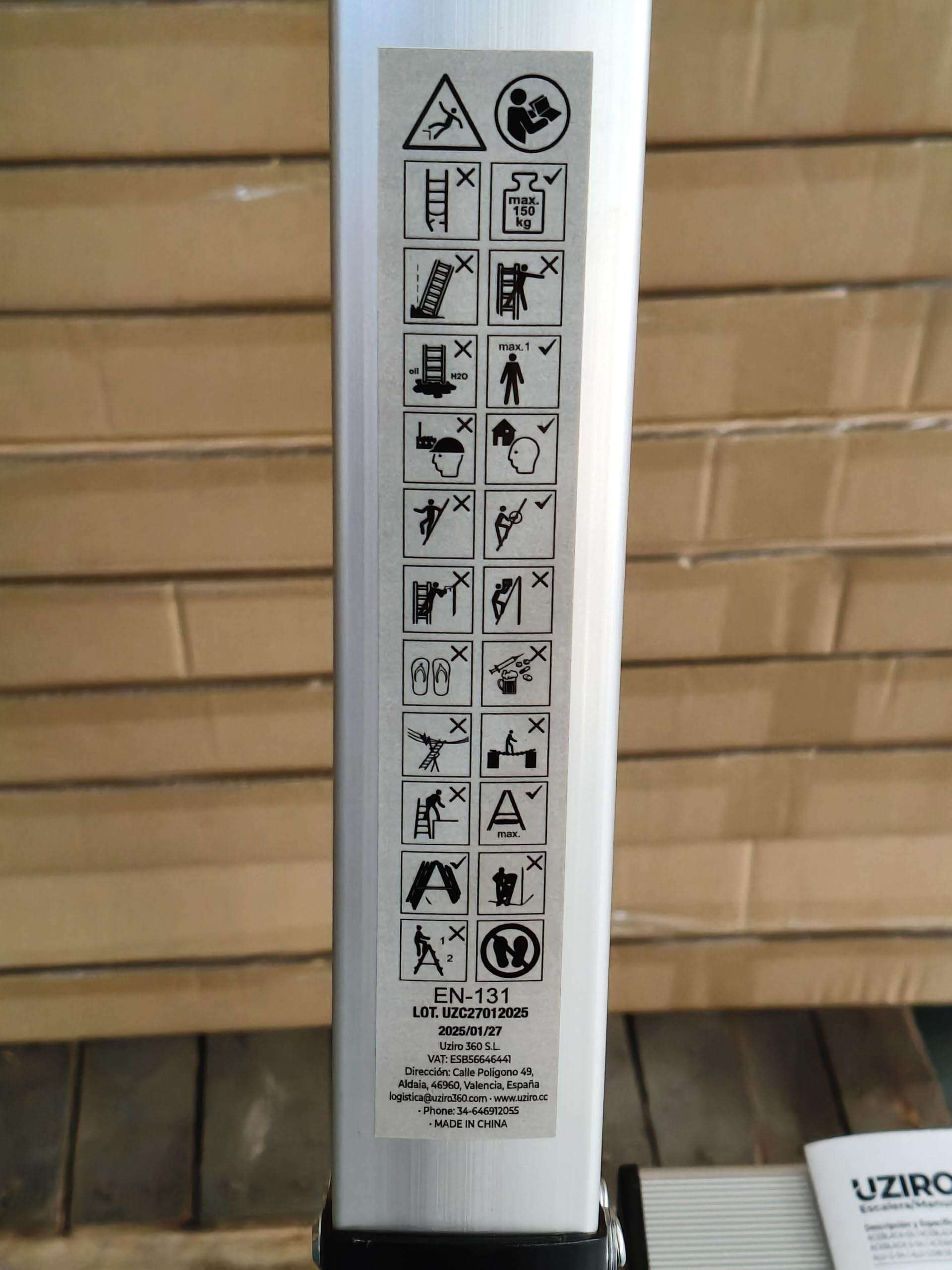 UZIRO Escaleras Plegables 3 Peldaños, Escalera de Aluminio 3 Peldaños Anchos, Sistema Antodeslizante, Muy Liviana y Facil de Guadar