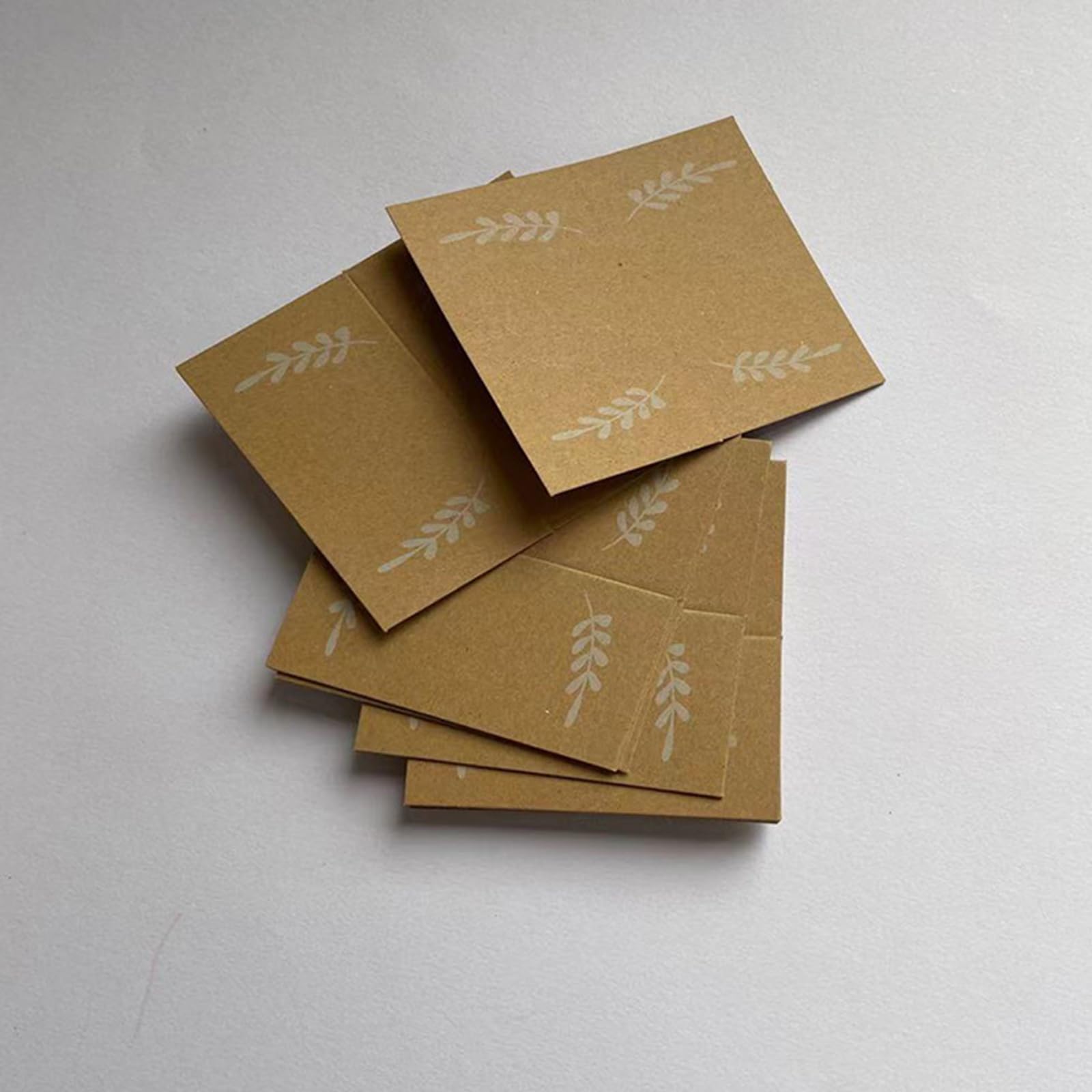 150 Cartes De Place En Papier Kraft – 9x10 Cm – Pliantes – Pour Mariage, Baptême, Anniversaire, Réception – Marron