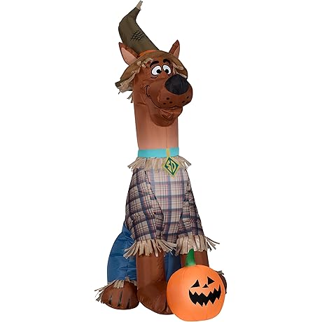 Gemmy 3.5' Airblown Inflatable Scooby Doo as Scarecrow Harvest