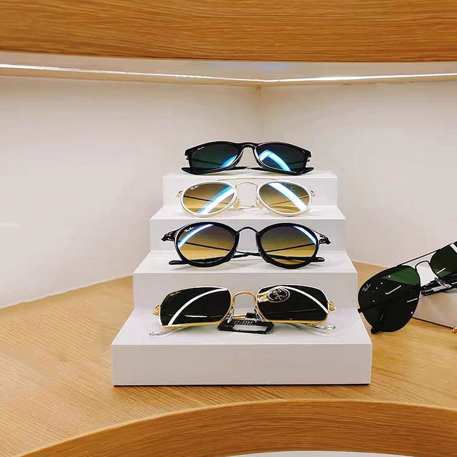 Brillenhalter Brillenregal aus Holz, weißes 4/5-stufiges Sonnenbrillen-Stufenständerregal, Schaufenster-Tischdisplay for Brillendekoration und Organizer Sonnenbrillenhalter