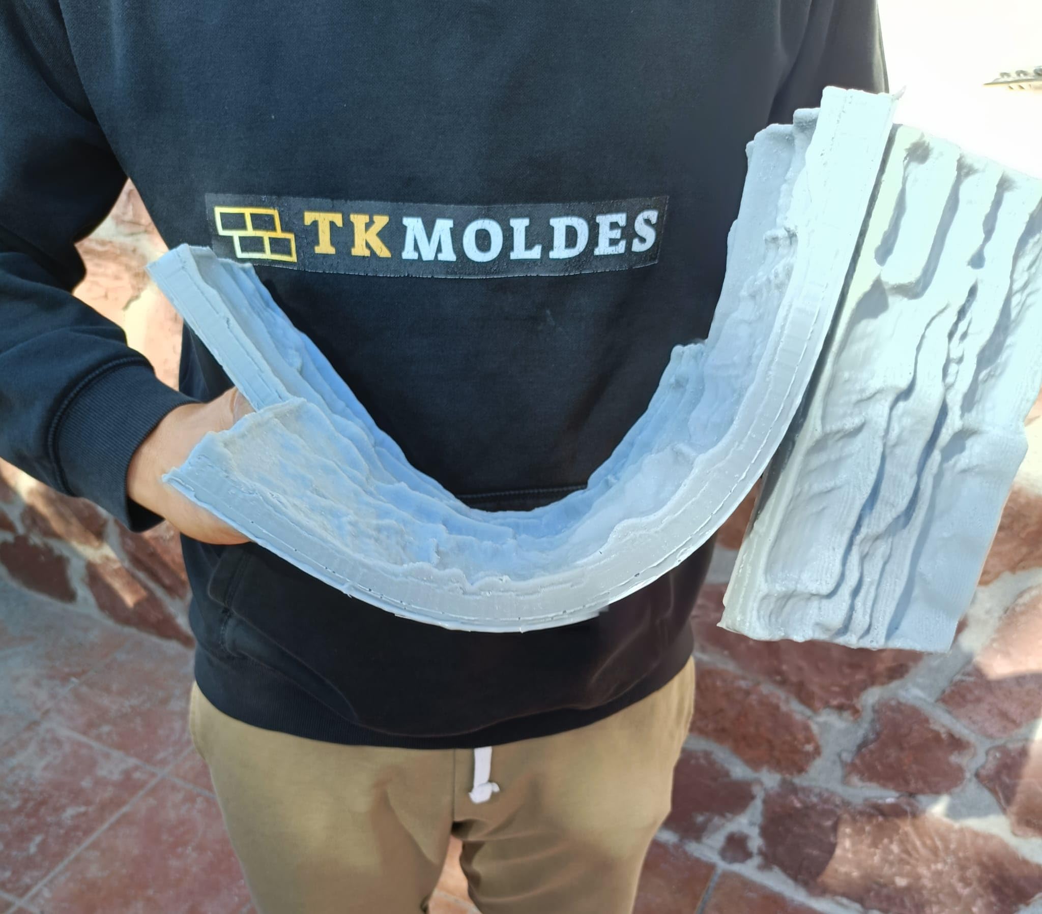 TK Moldes para hormigon impreso, mortero impreso y cemento impreso semirígido y reutilizable. Cemento vertical, hormigon vertical, mortero vertical. 40cm x 20cm. (PIEDRA EN Z)