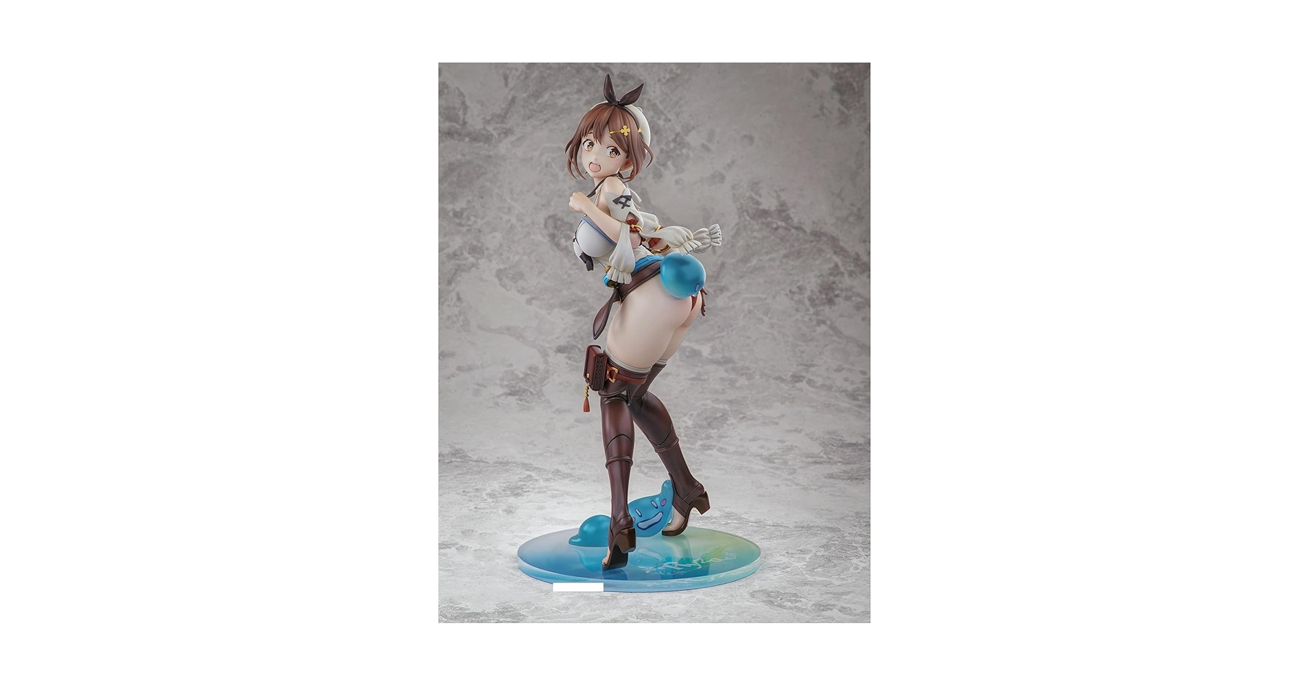 Amazon.co.jp: ライザリン・シュタウト フィギュア 1/6スケール