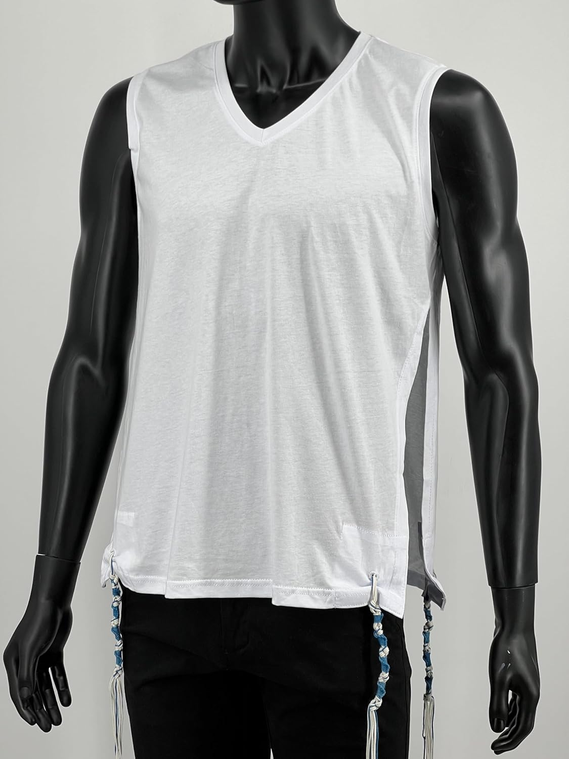 Adult Tzitzit T Shirt with Kosher Blue Tekhelet Tzitzis Tassels by MMJ, Ptil Techelet Radzin, Hand Spun Sephardiс Tzitzis