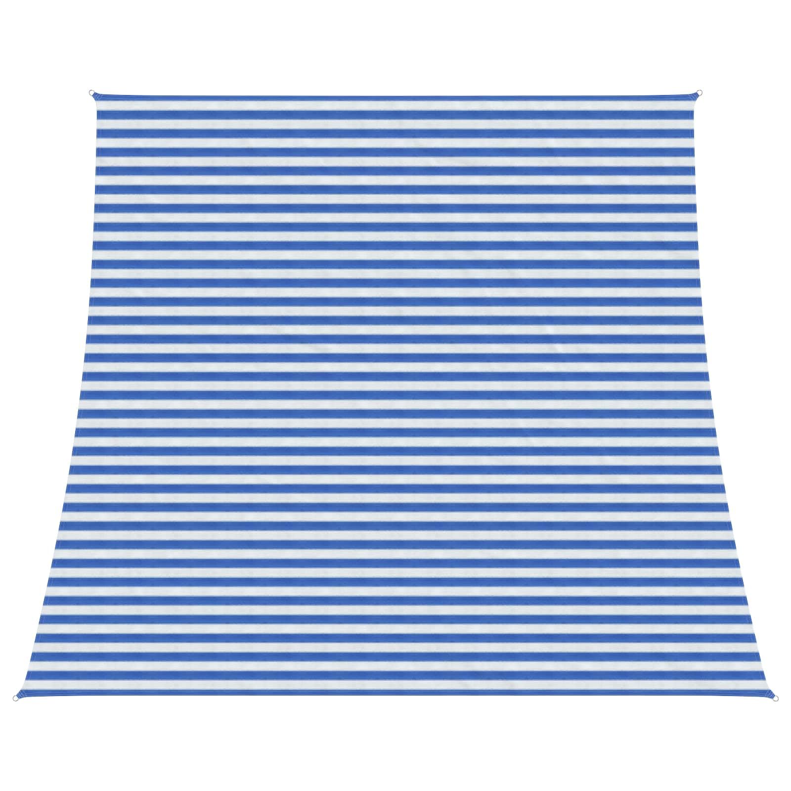 Voile d'ombrage pour jardin et balcon extérieur créant un coin d'ombre frais