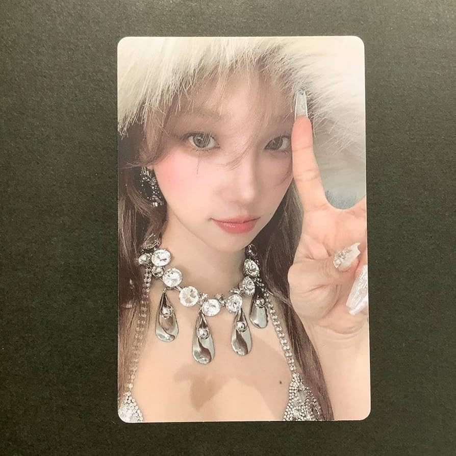 i-dle サノク　トレカ　ウギ ウギ トレカ (G)I-DLE YUQI サノク