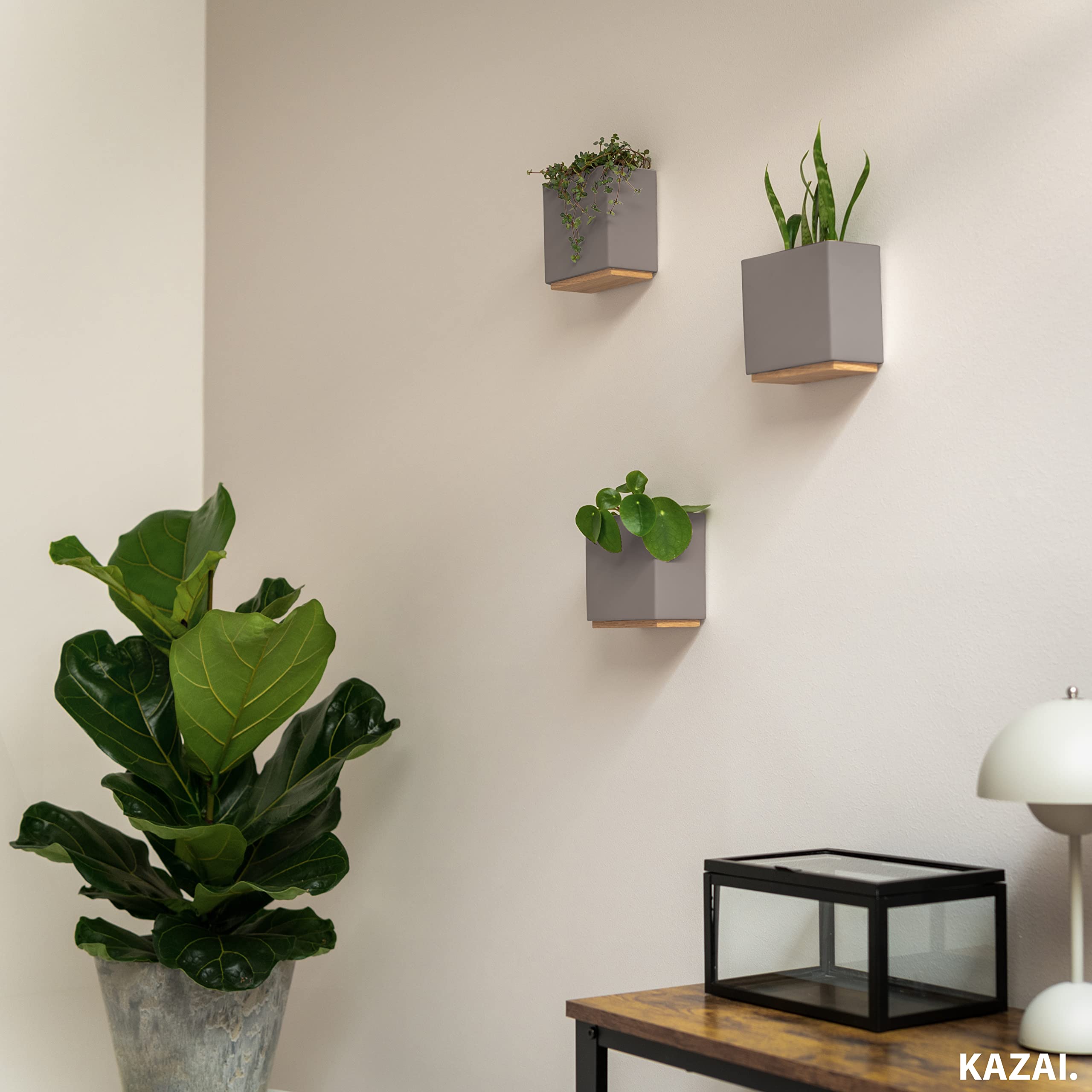 Kazai. Jardineras de Pared -Alma- | 3 Macetas Colgantes Modernas de Resina | Set de Porta Plantas para Plantas de Interior, Plantas Artificiales y más | Gris Pardo