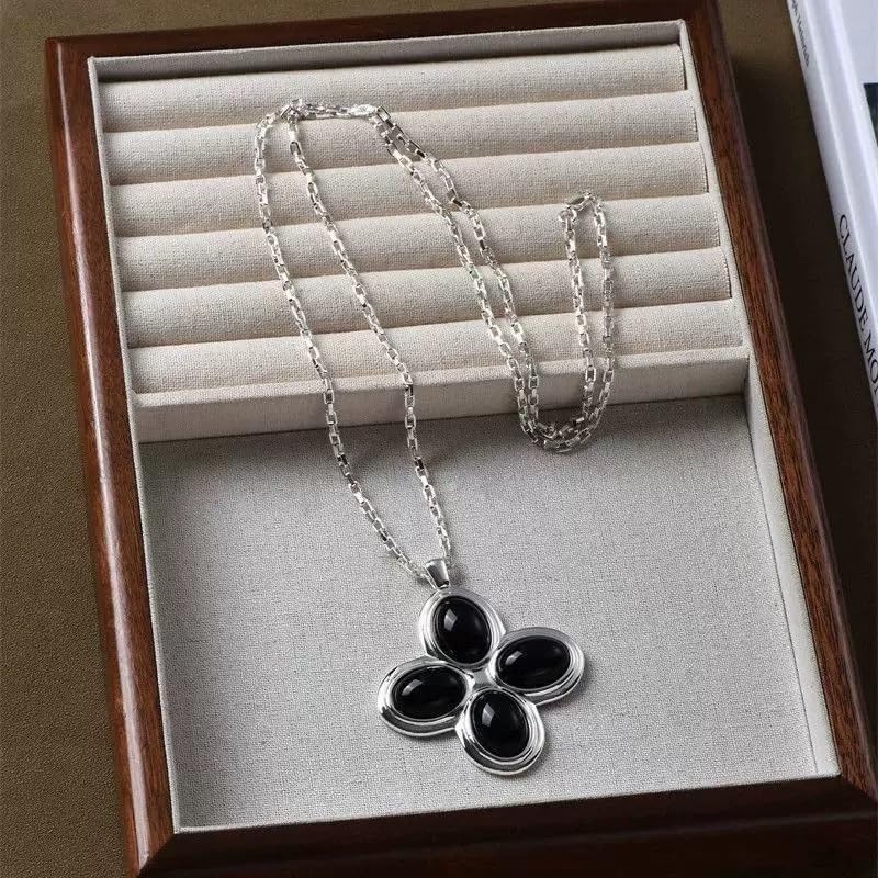 18K Gold Plated Silver Chain Necklace with Black Stone Clover Pendant – Vintage-Inspired Statement Jewelry for Women - Image 3