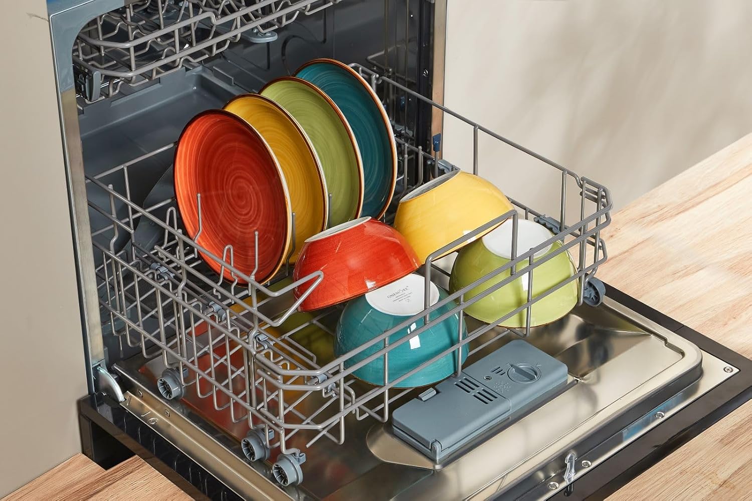 ONEMORE 16 oz Cereal Bowls Set of 4 Soup Bowls Ceramic for Kitchen - Dishwasher and Microwave Safe - Colorful Bowl Set for Oatmeal Salad Pasta Fruits, 5.5 inch, Assorted Colors