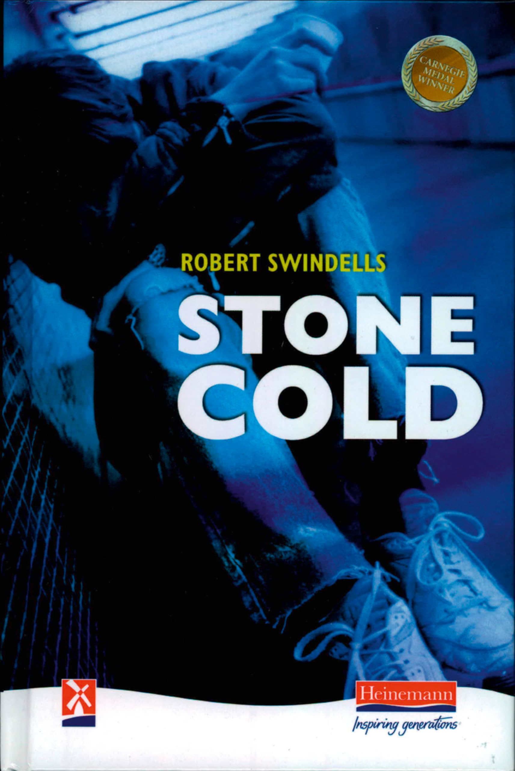 Stone Cold by Robert Swindells - 9780435124687