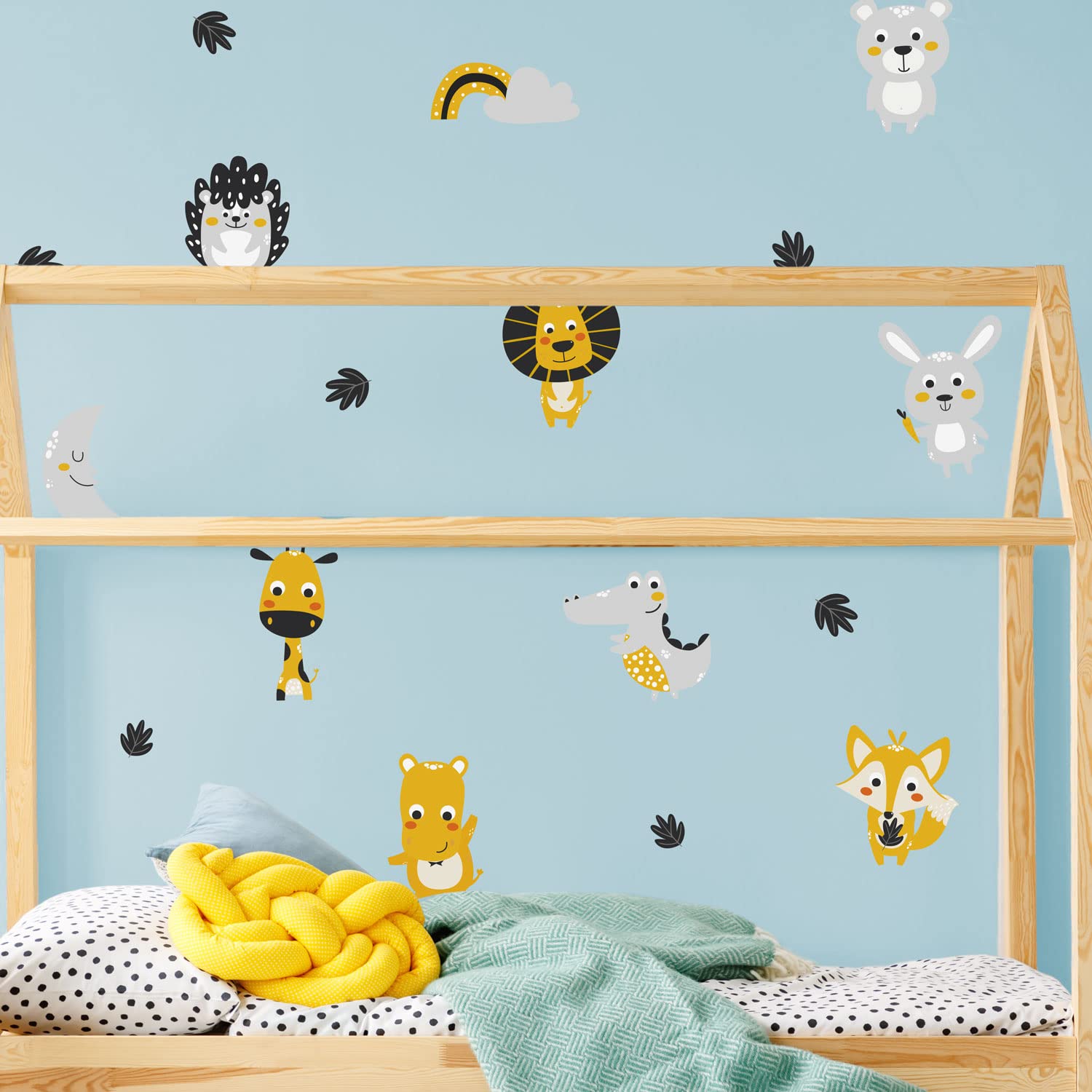 Stickerscape Safari Stickaround Wall Sticker Packs (Animal Friends - Large Size) | Jungle Wall Stickers for a Children's Bedroom or Nursery | Easy to Apply and Cleanly Removable