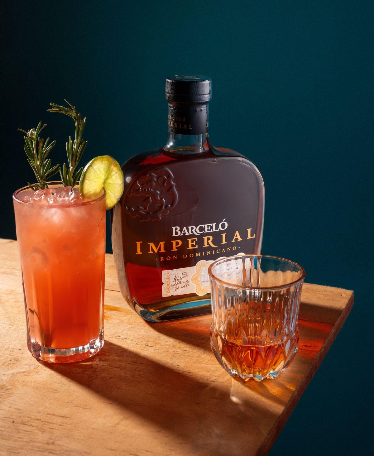 BARCELÓ IMPERIAL - Ron Dominicano - envejecido de forma natural - 38% vol. - 70cl