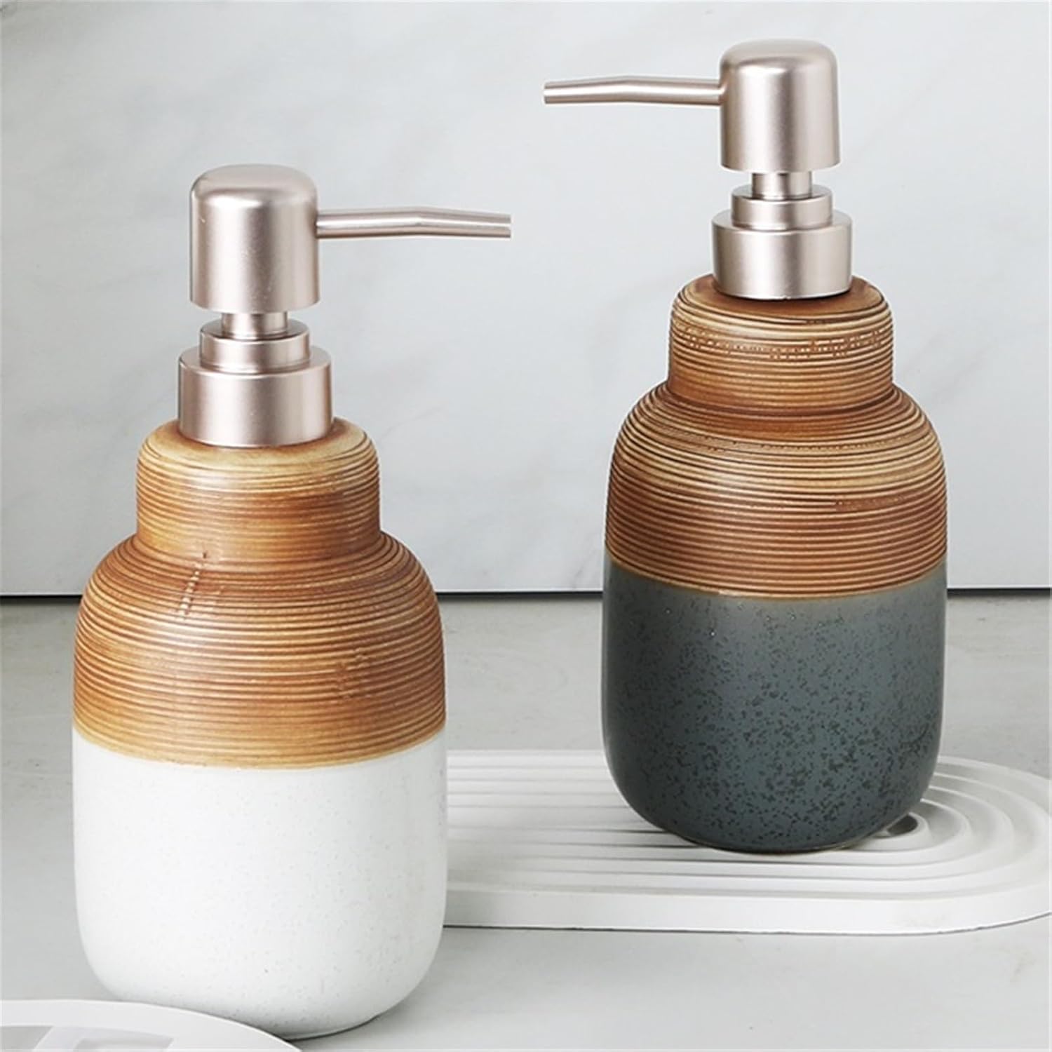 Soap Dispenser Vintage Ceramic Lotion Push Bottle Soap Dispenser for Kitchen Bathroom 400ml(Gris)