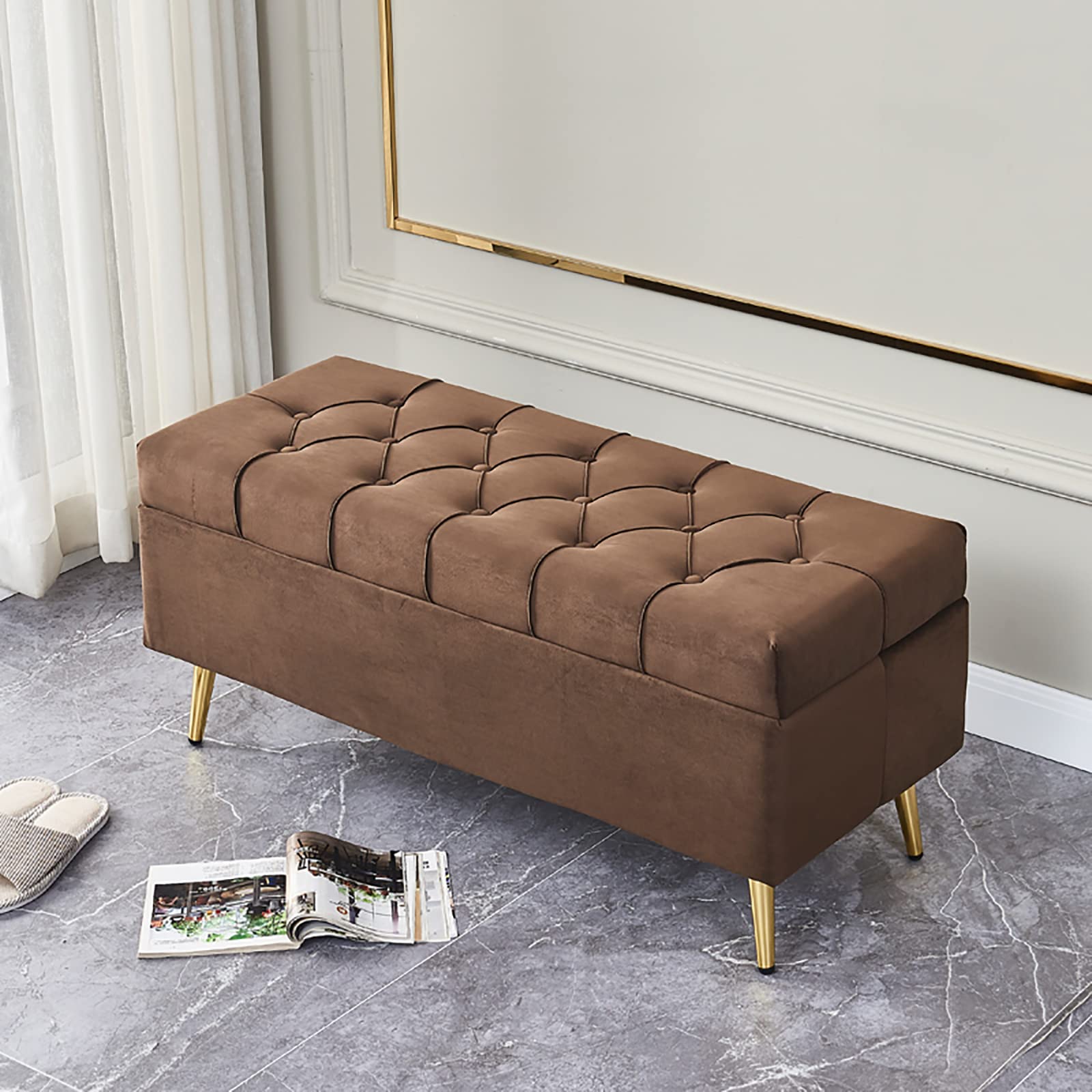 Banc ottoman de rangement en velours pour ranger votre salon encombré