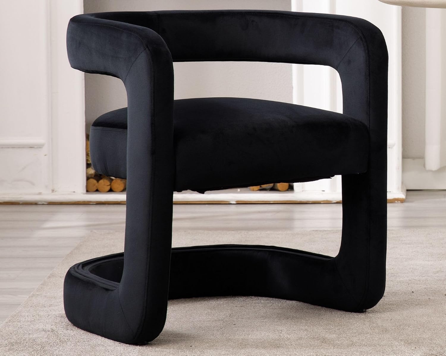 HNY Modern Barrel Dining Chair, Black Velvet Upholstered Dining Room Chairs with Open Back & Sled Base, No Assembly Kitchen Arm Chair Comfy Accent Makeup Vanity Chair for Living Room Bedroom