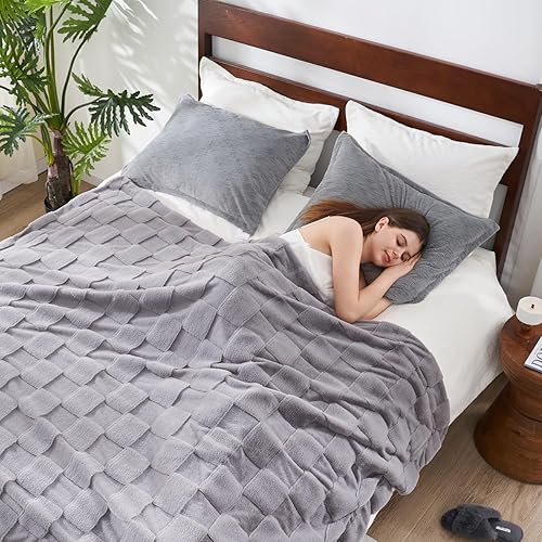 Miniatura 10 de Cozy Bliss Manta de piel sintética de conejo blanco a cuadros, suave y esponjosa, color crema Minky (50 x 60 pulgadas, marfil)