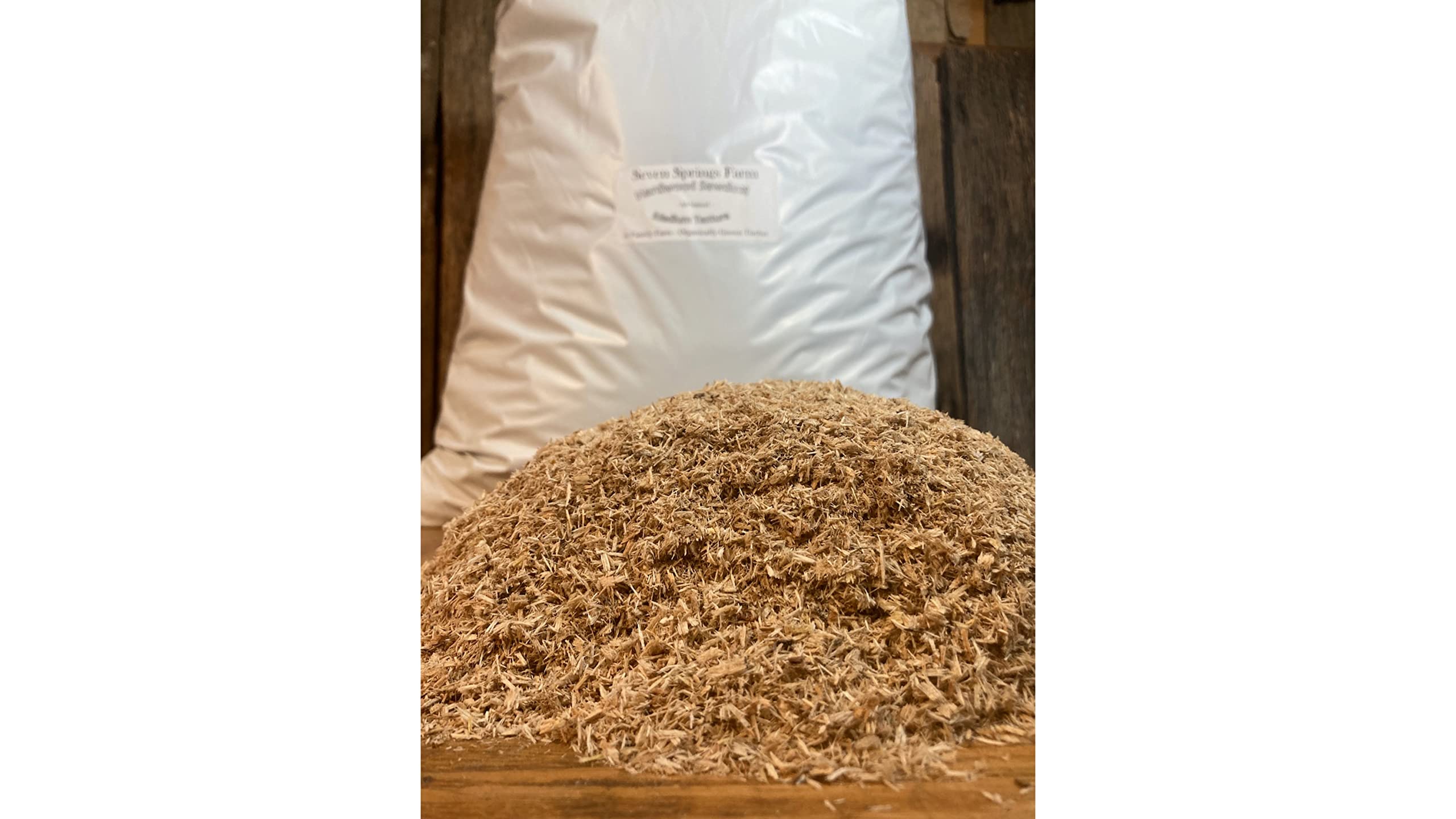 Dot Red - 10lb All Natural Hardwood Sawdust - Medium Texture - 100% Timber Wood - No Chemicals or Toxins - Great for Compost Toilets, Crafts, Gardening, Model Layouts