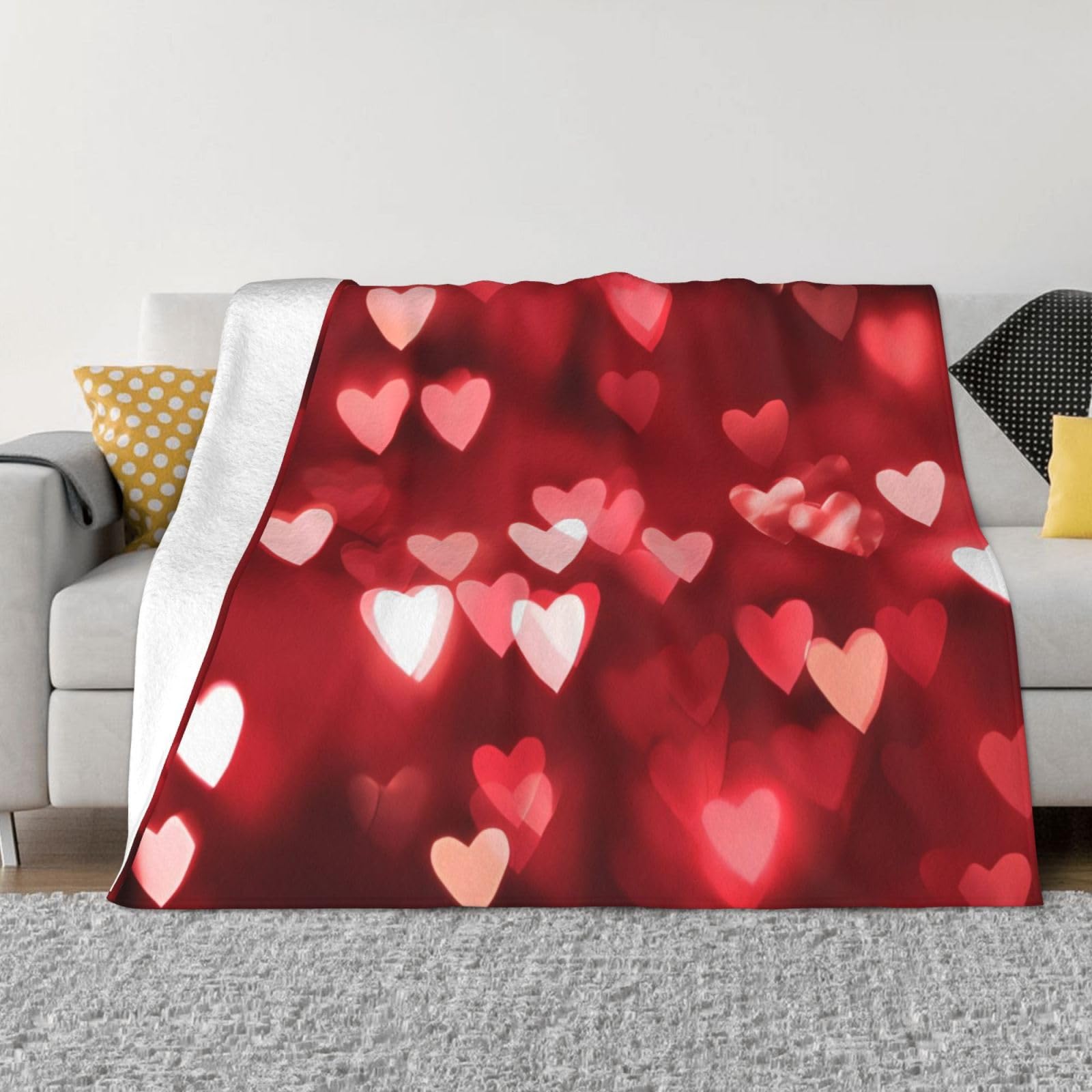 Couverture polaire idéale pour vos soirées cocooning sur le canapé du salon