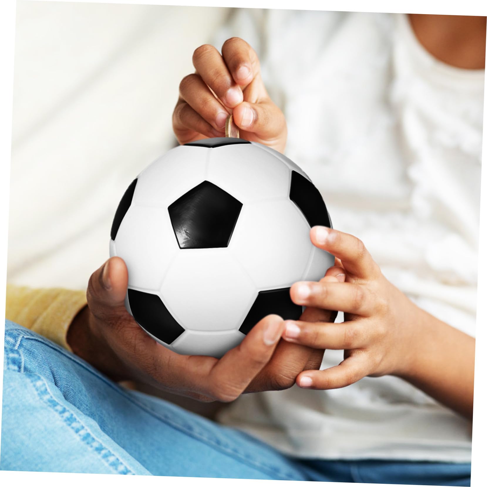 Mikikit Set 2 Pezzi Salvadanaio Vinile Pallone da Basket e Calcio, Dimensione Portatile, Decorazione Creativa per Bambini e Regalo Compleanno