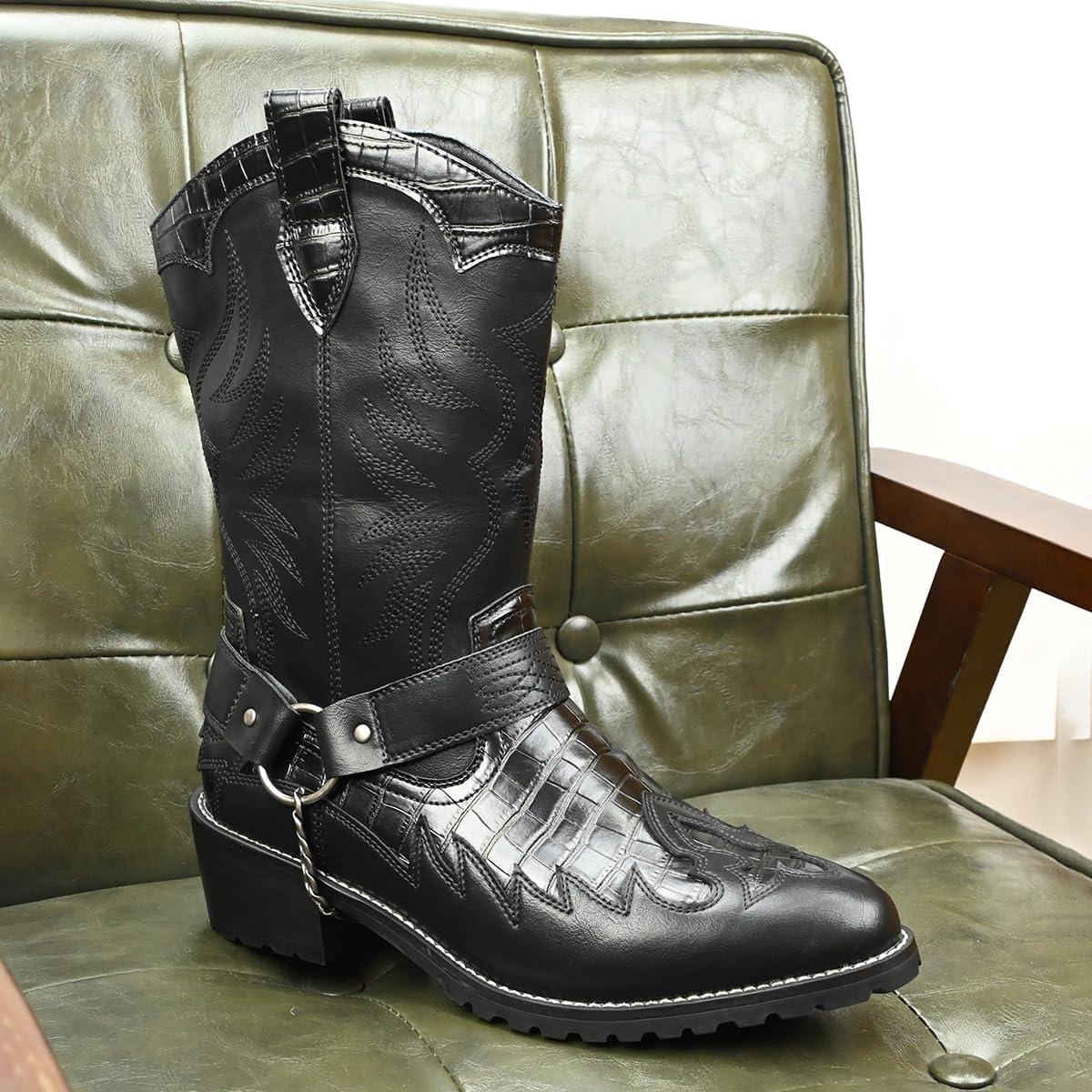 Cowboy Boots for Men Western Men's Boots with Fashion Metal Chain