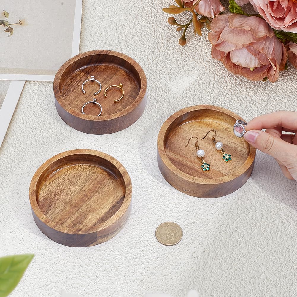 MAYJOYDIY 6 Stück Ring Tablett aus Holz 10cm Akazienholz Dekoratives Schmucktablett Klein Ring Schale Schmuck Display Tablett Für Halsketten Armbänder Hochzeits Party Dekoration, Rundes