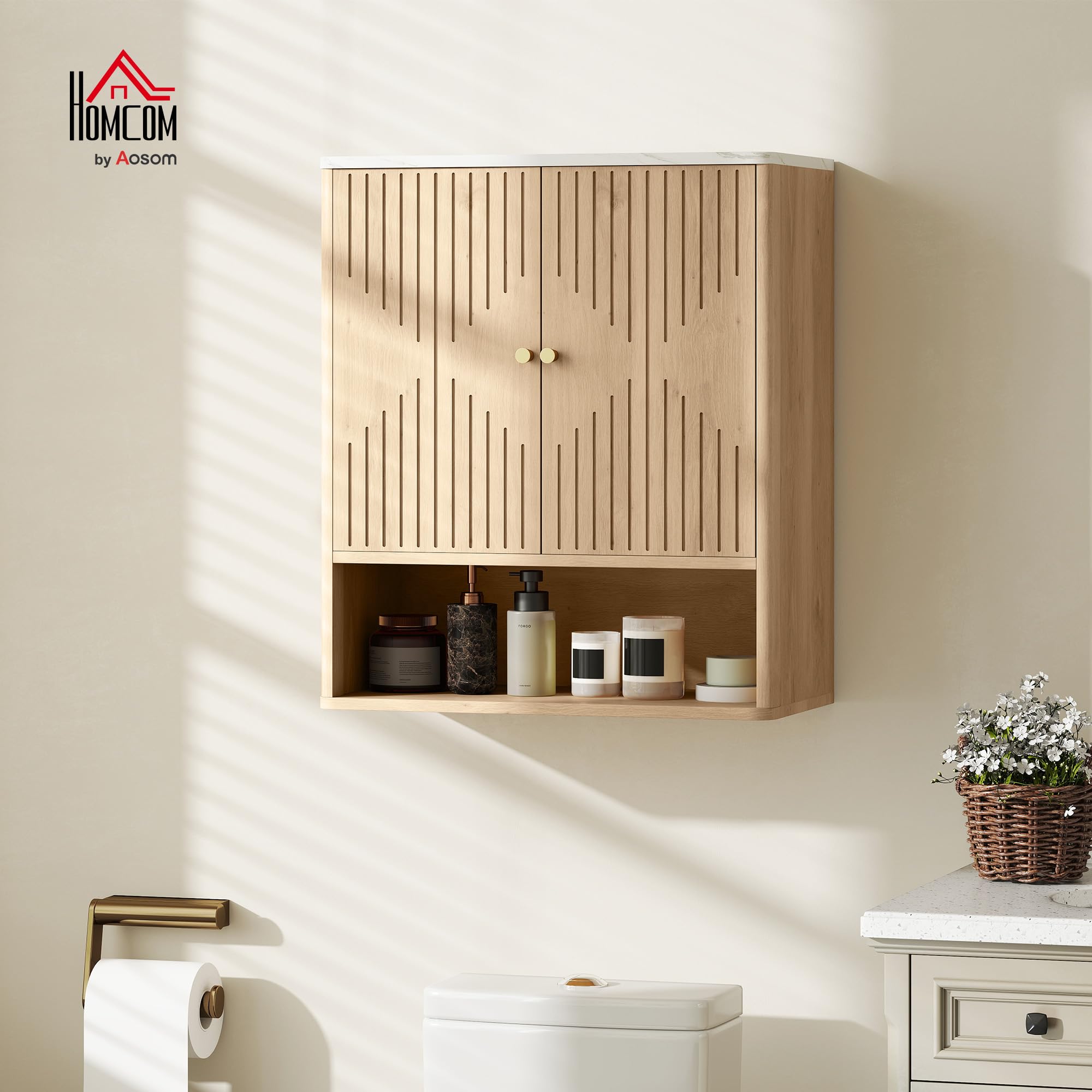 HOMCOM Armoire Murale de Salle de Bain, Meuble de Rangement avec Compartiment Ouvert et étagère réglable, Meuble Haut de Salle de Bain Portes à Motifs en Forme de sablier, 60 x 18 x 70 cm, chêne