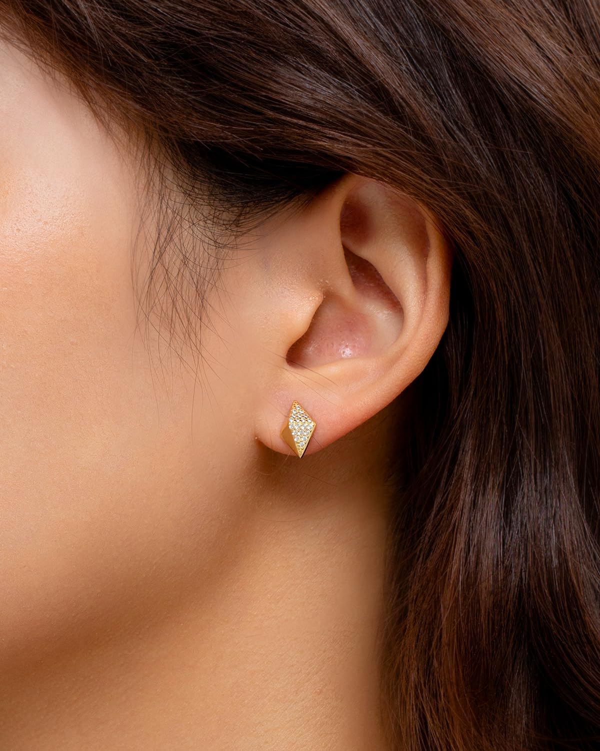 Gold Stud Earrings for Women 18K Gold Plated 925 Sterling Silver 6A CZ Heart Pyramid Hip-Hop Circular Shape Stud Minimalist Earring Trendy Anniversary Birthday Jewelry for Her Mom Wife Girlfriend