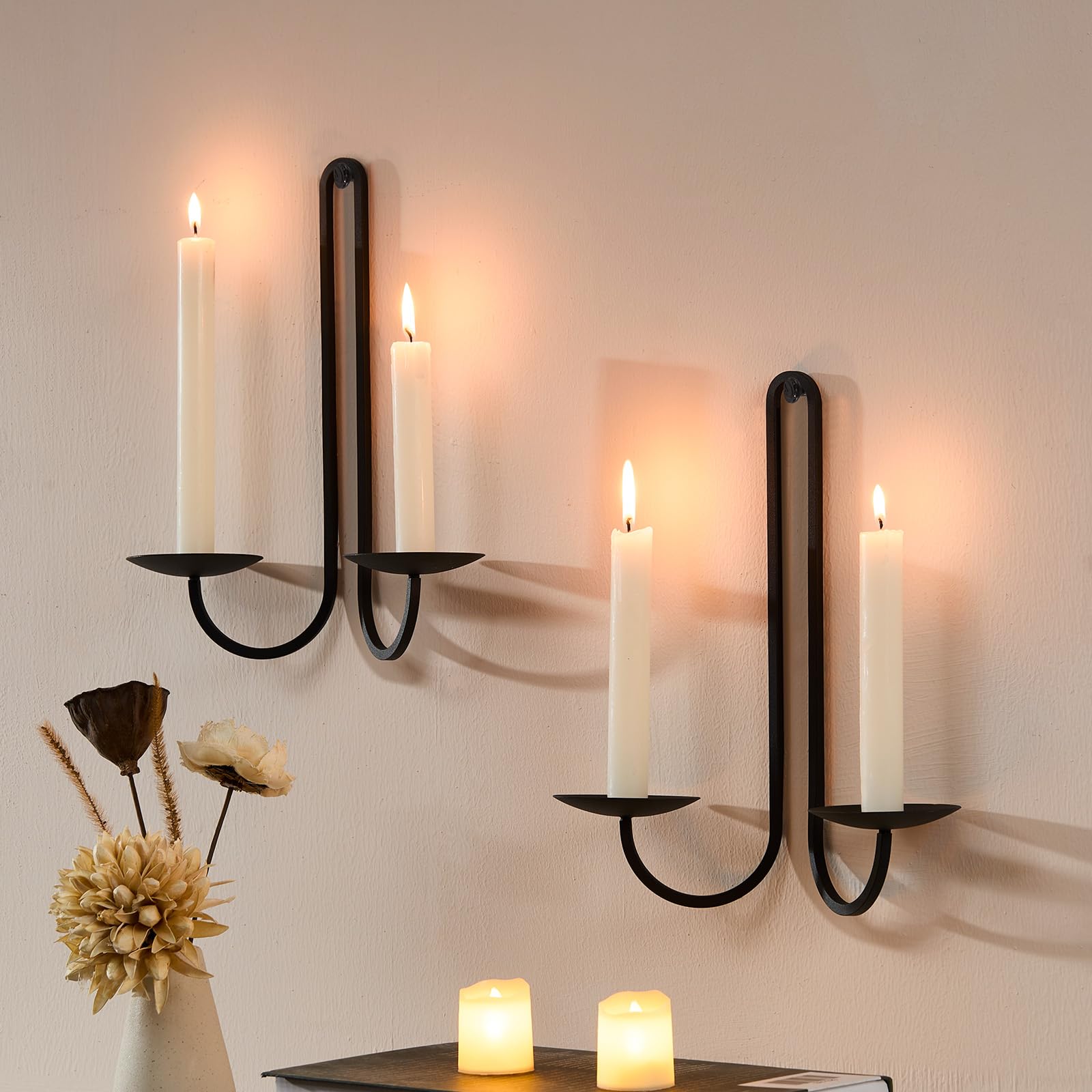 Lot de 2 bougeoirs muraux à double bras en métal noir à suspendre pour salon, salle à manger et cheminée, cadeaux de pendaison de crémaillère pour décoration murale