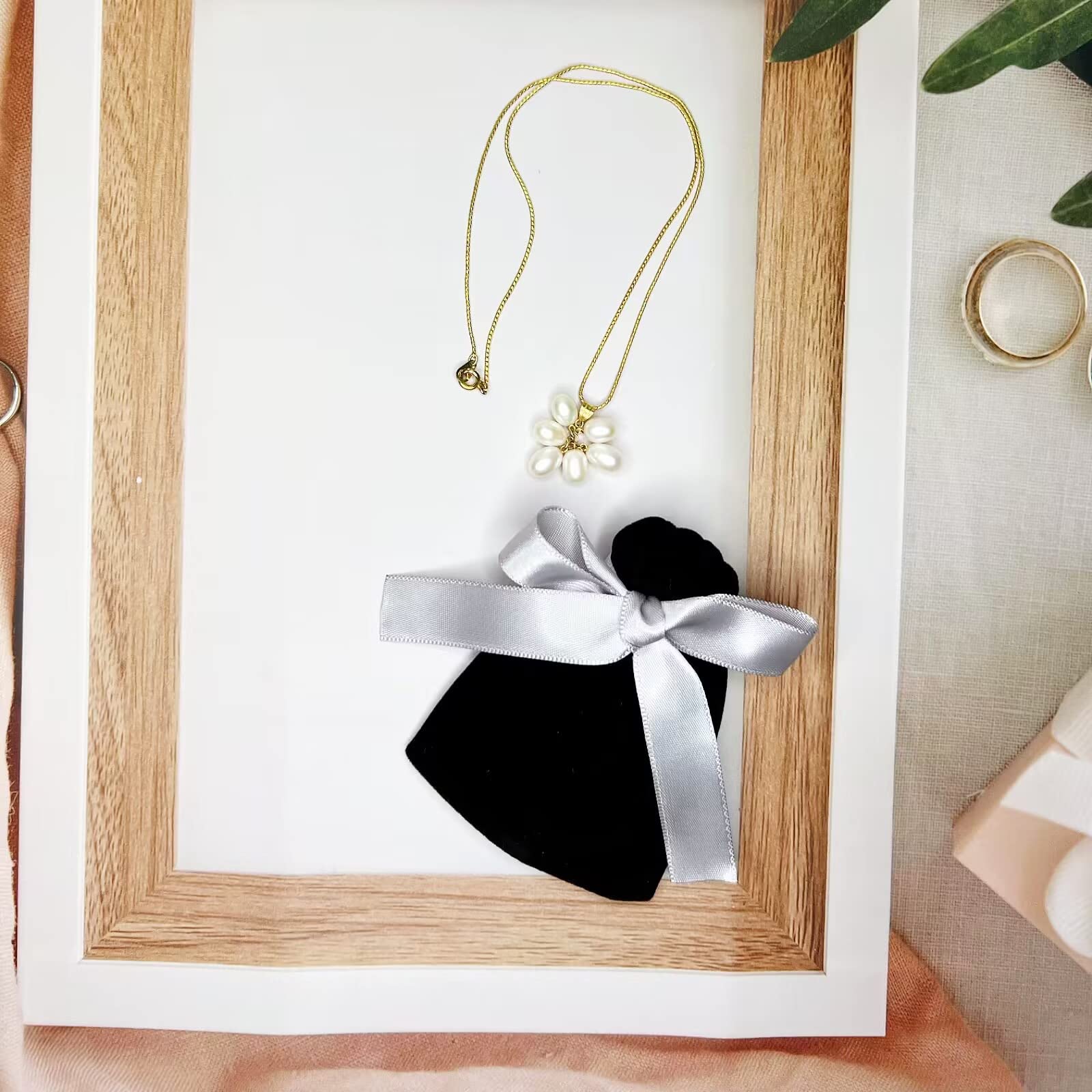 超レア金色財布　巾着　ジュエリーポーチ 超レア金色財布 巾着 ジュエリーポーチ