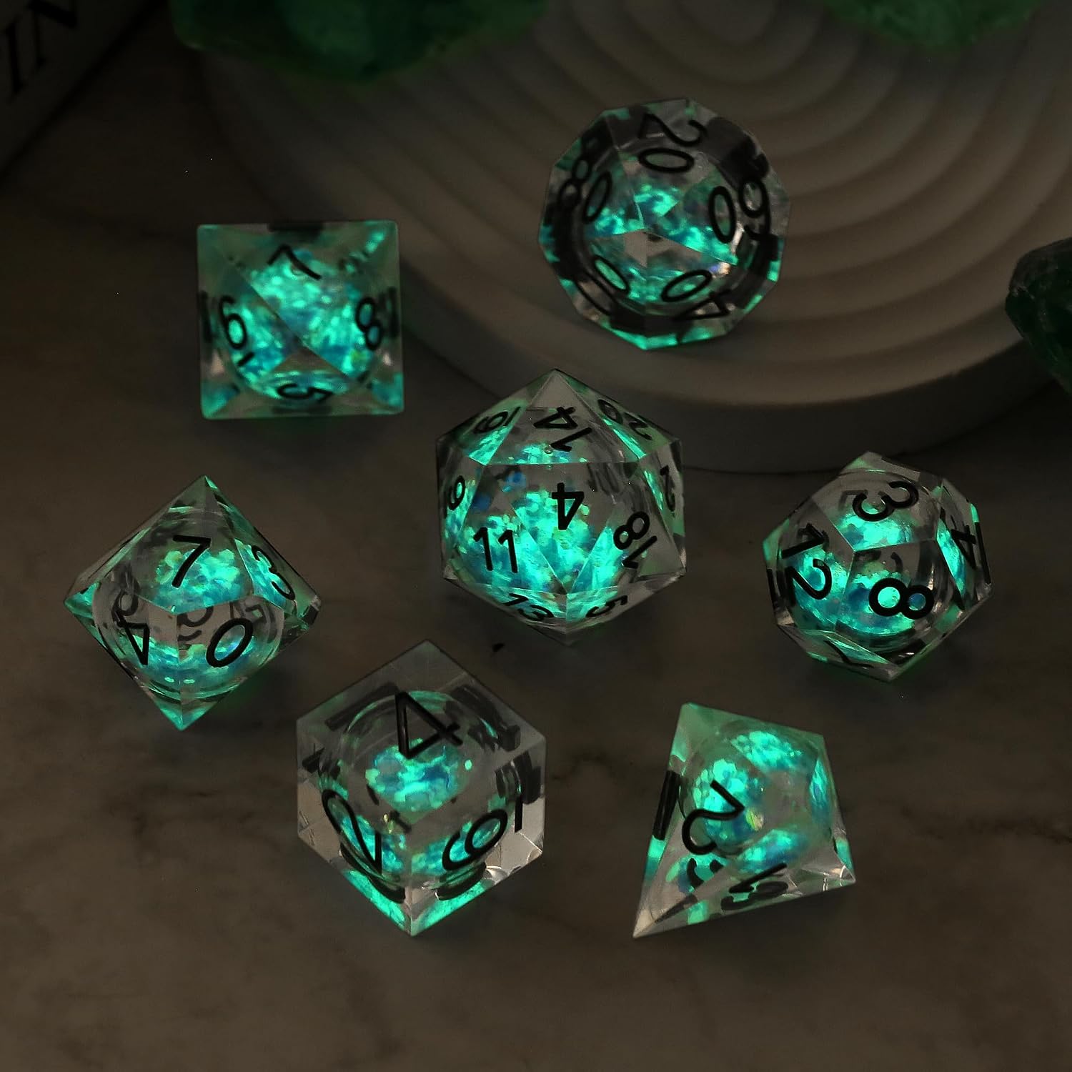 DNDND Glow in the Dark Liquid Sharp-Edge Dice Set 7PCS - Clear Resin Polyhedral DND Dice with Luminous Blue Liquid Orb & Glitter for D&D RPG Table Games （Glow Blue