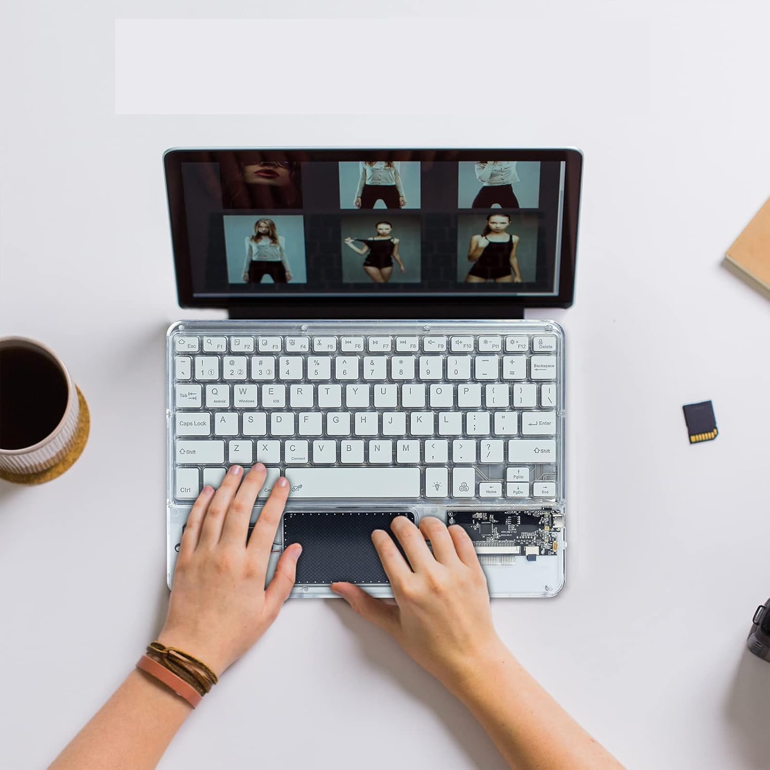 Ultra-Slim Bluetooth Keyboard 7 Colors Backlit Portable Mini Wireless Keyboard Rechargeable for Apple iPad iPhone Samsung Tablet Phone Smartphone iOS Android Windows-Transparent