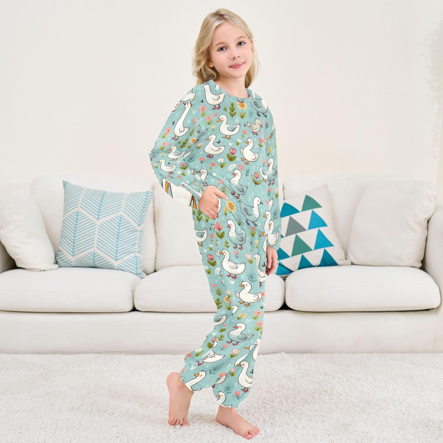 Kids Flannel Sets Hand Drawn Spring Pattern with Cute Cartoon Goose Warm Plush Relaxed Clothing for Boys and Girls