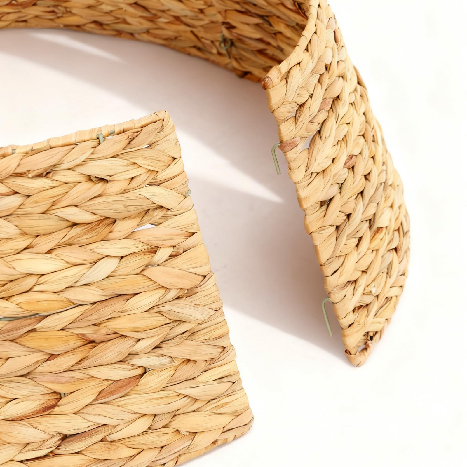 SALCAR 60cm Weihnachtsbaumring Abdeckung aus Rattan, handgefertigter Christbaumkorb, dekorativer Baumkragen, Baumständerschutz für Weihnachtsbäume, Weihnachtsdeko, Weihnachtsbaum Umrandung